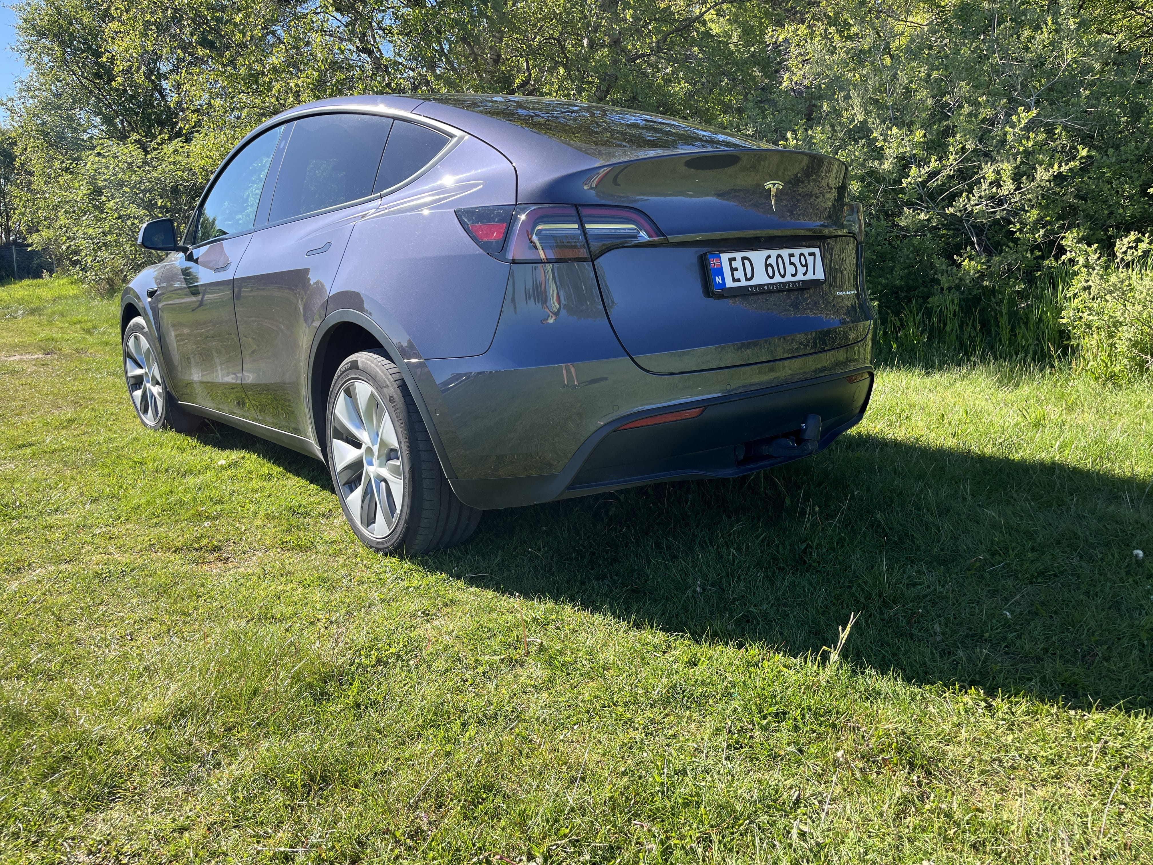 Tesla Model Y Long Range with Air conditioning