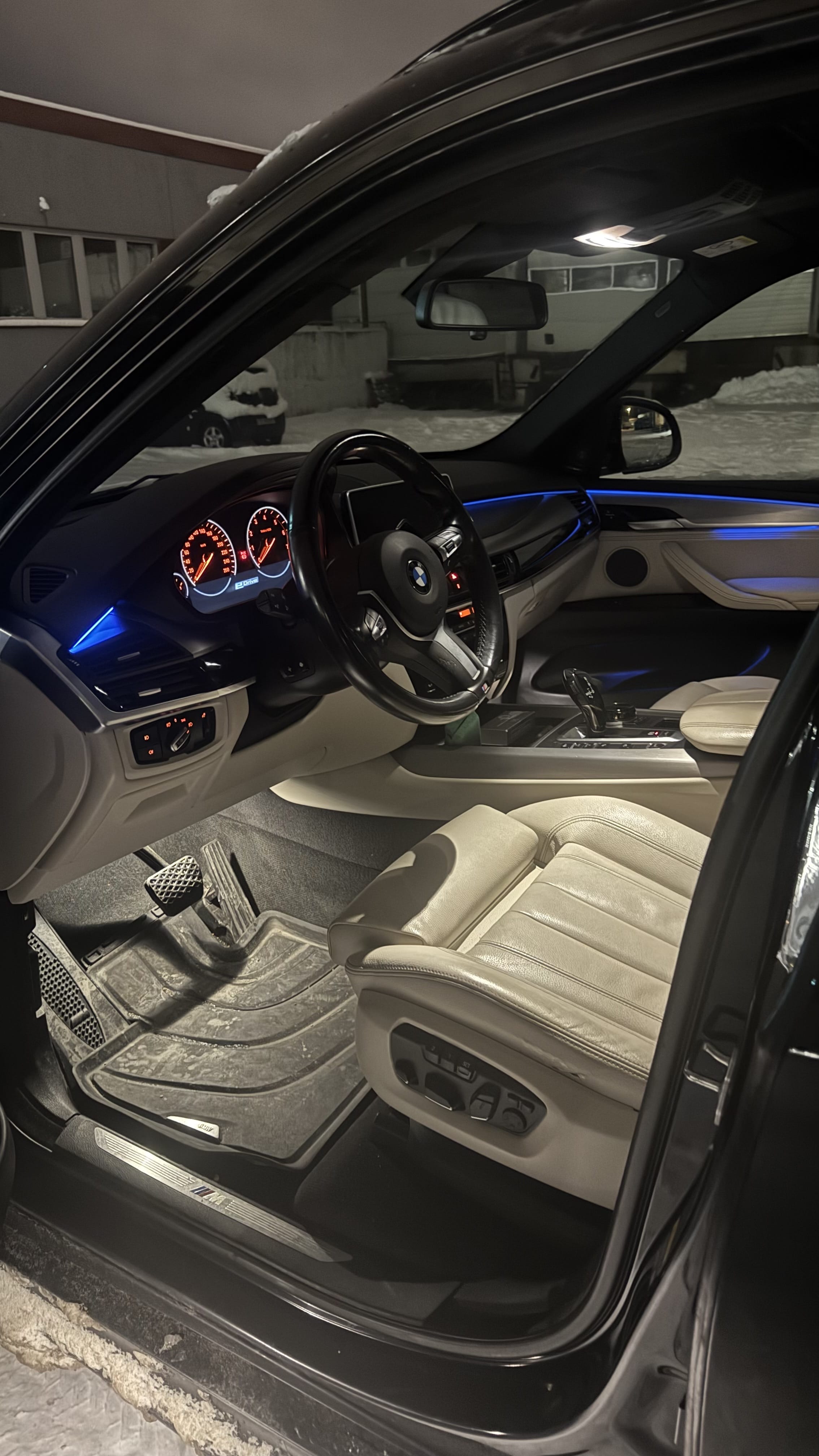 BMW X5 xDrive40e med Cruisekontroll