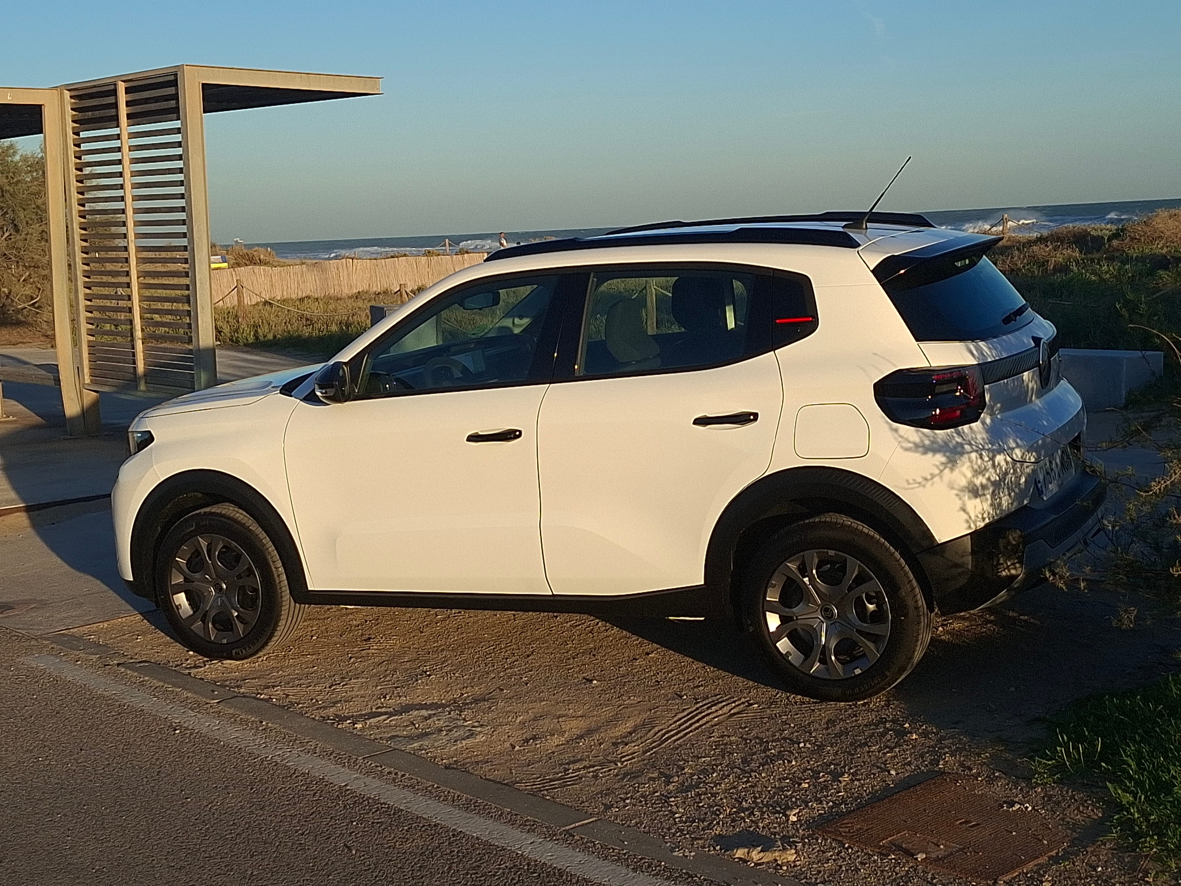 Citroen C3 Business 100CV Gasolina - 5 puertas mit Klimaanlage