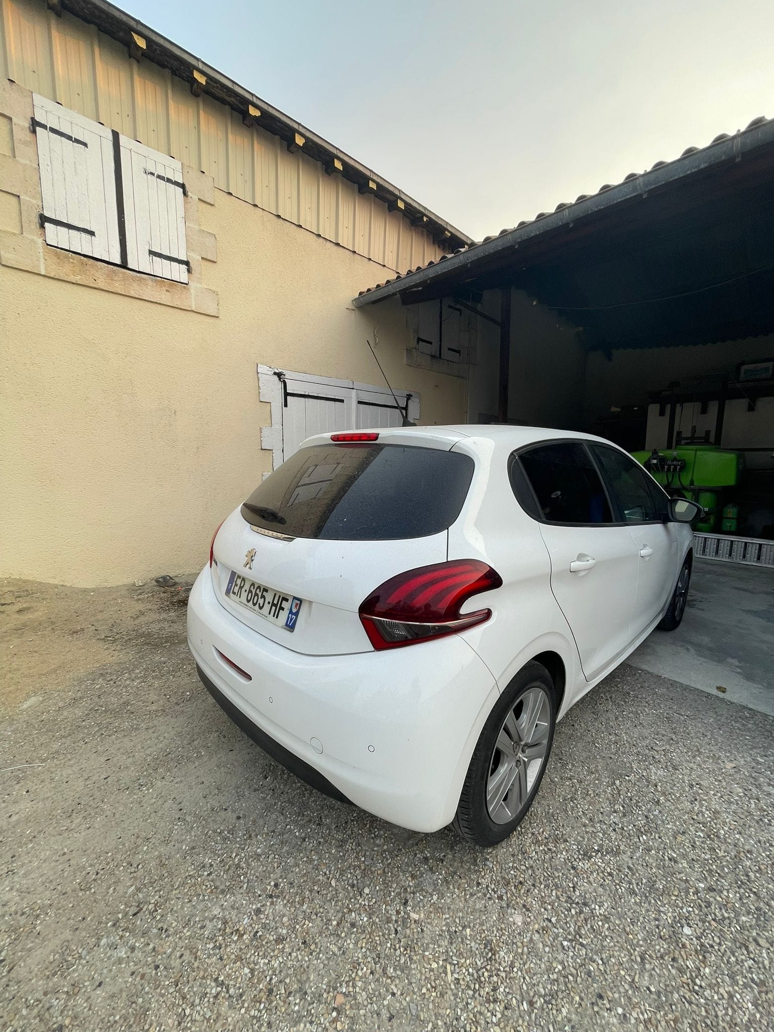 Peugeot 208, 2017, Essence 98