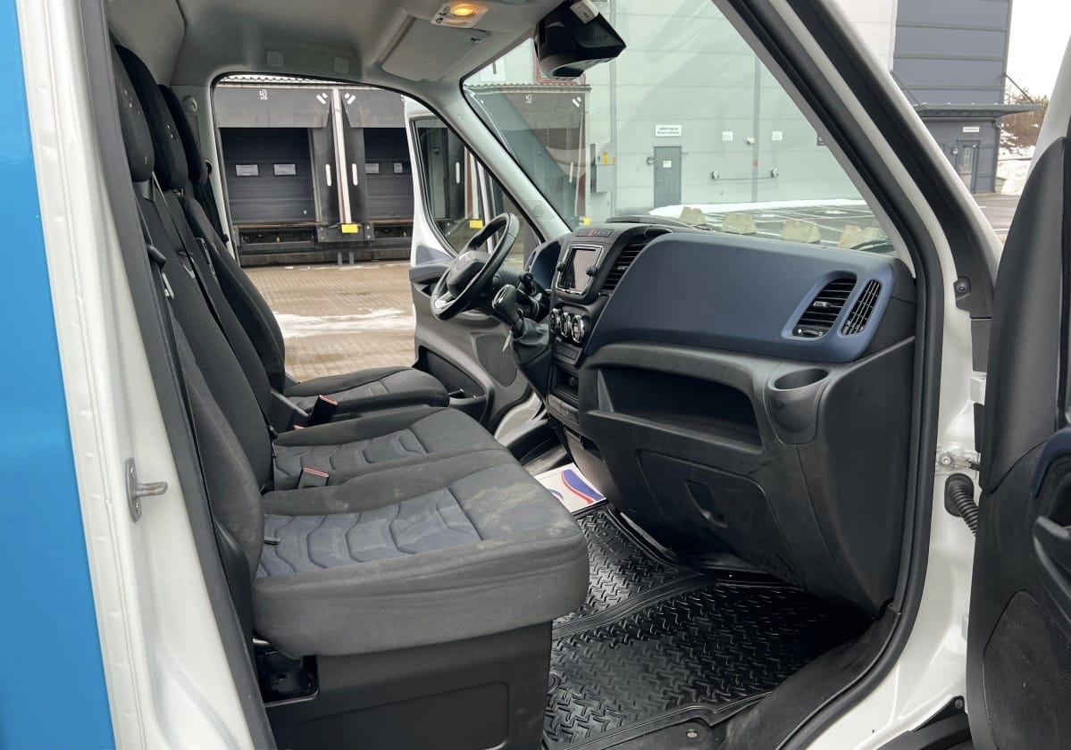 Iveco Daily Varebil med Apple CarPlay