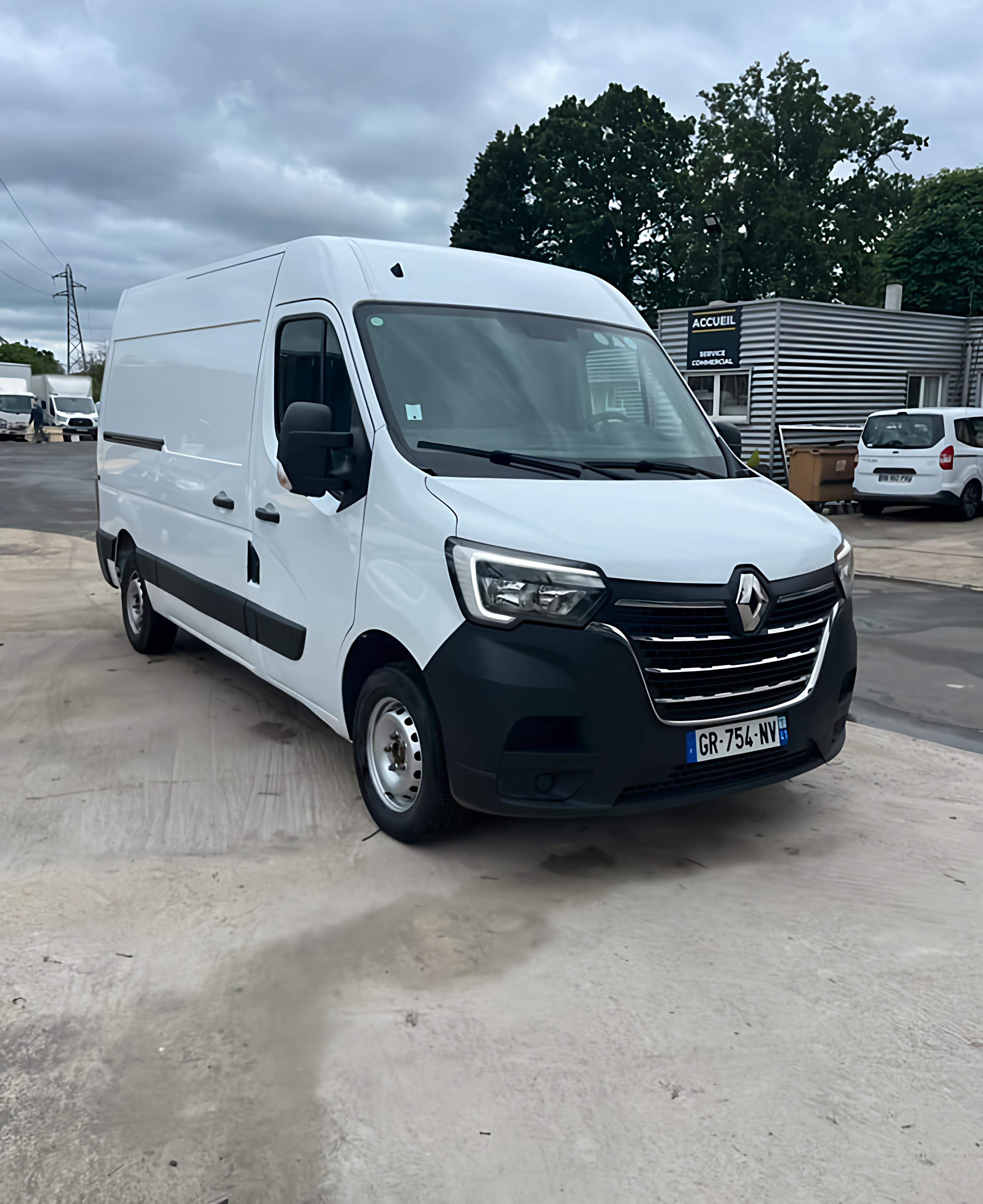 Renault Master GR-754-NV avec Climatisation