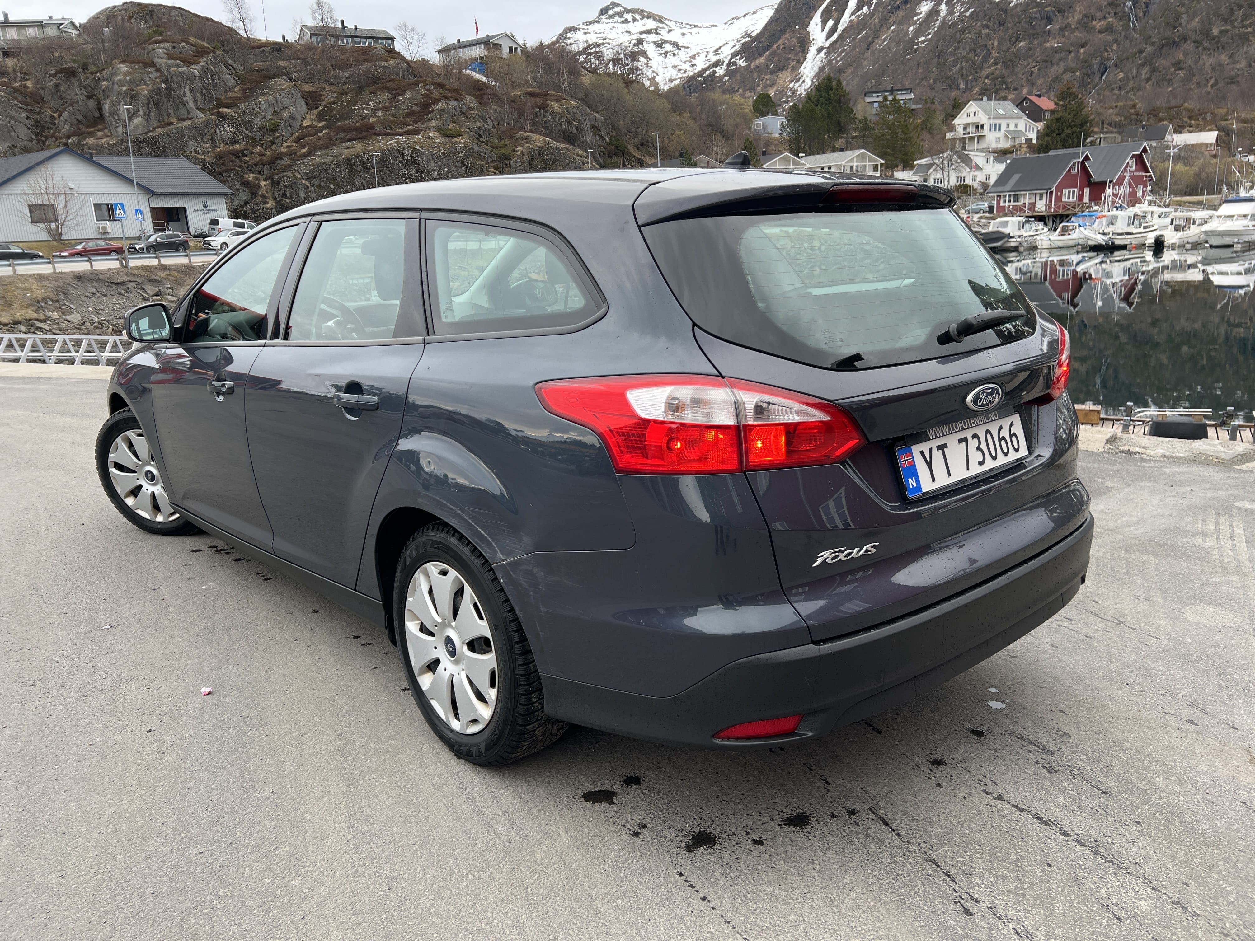 Ford Focus SW with Cruise control