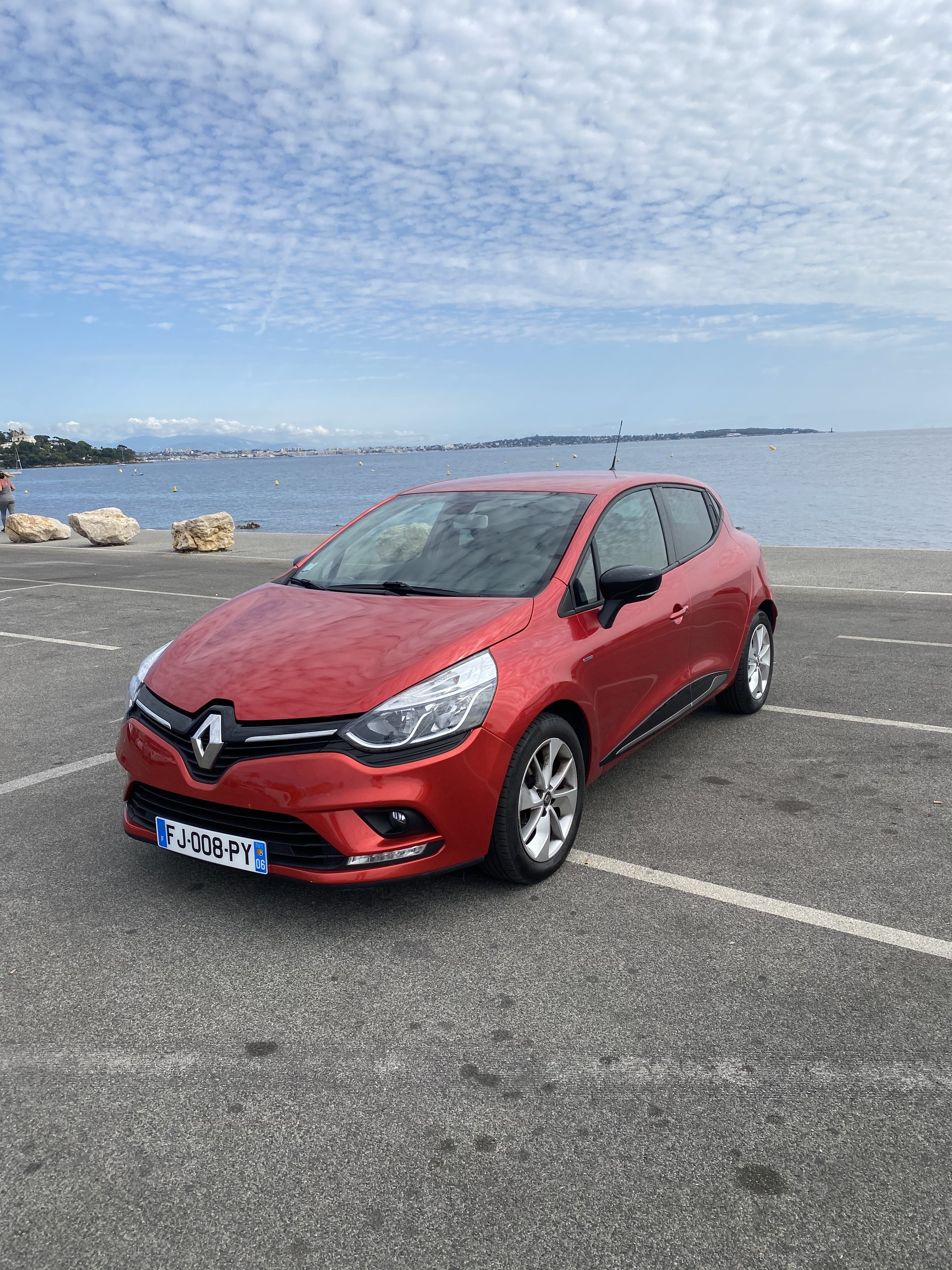 Renault Clio, 2018, Essence 98