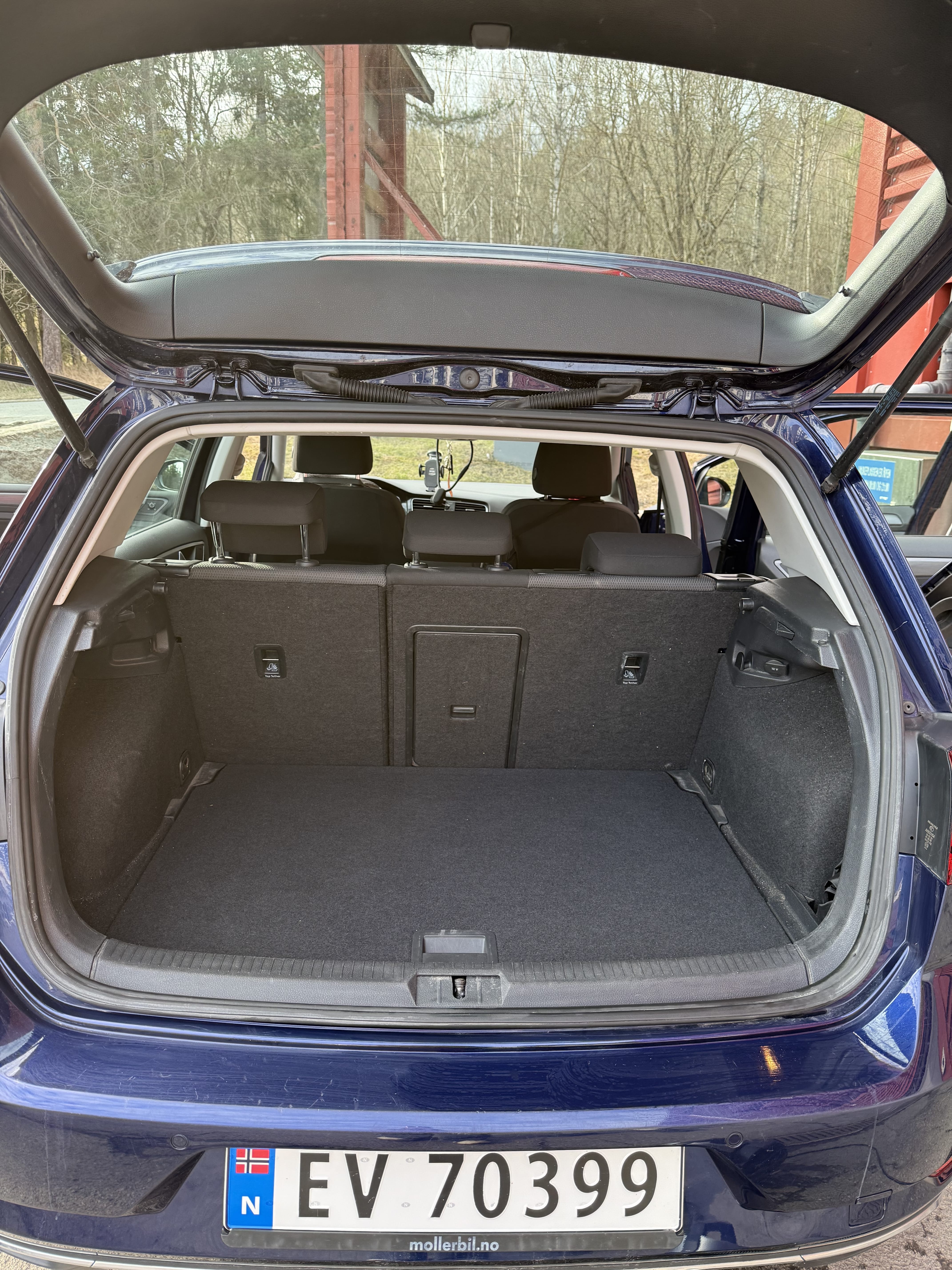 Volkswagen Golf avec GPS