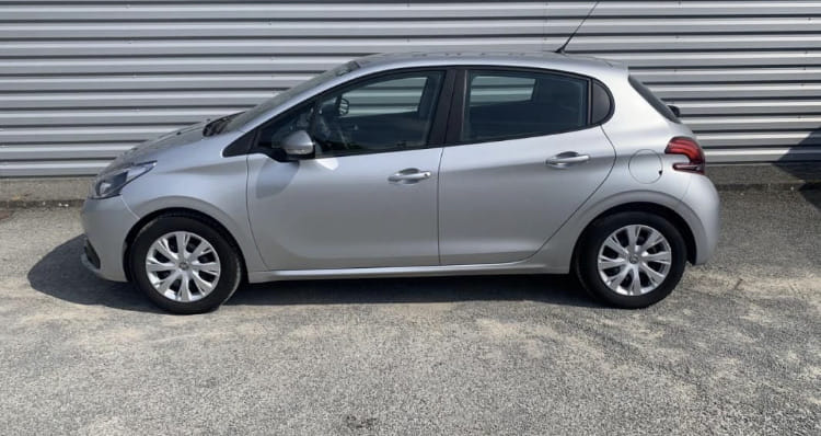 Peugeot 208 avec Climatisation