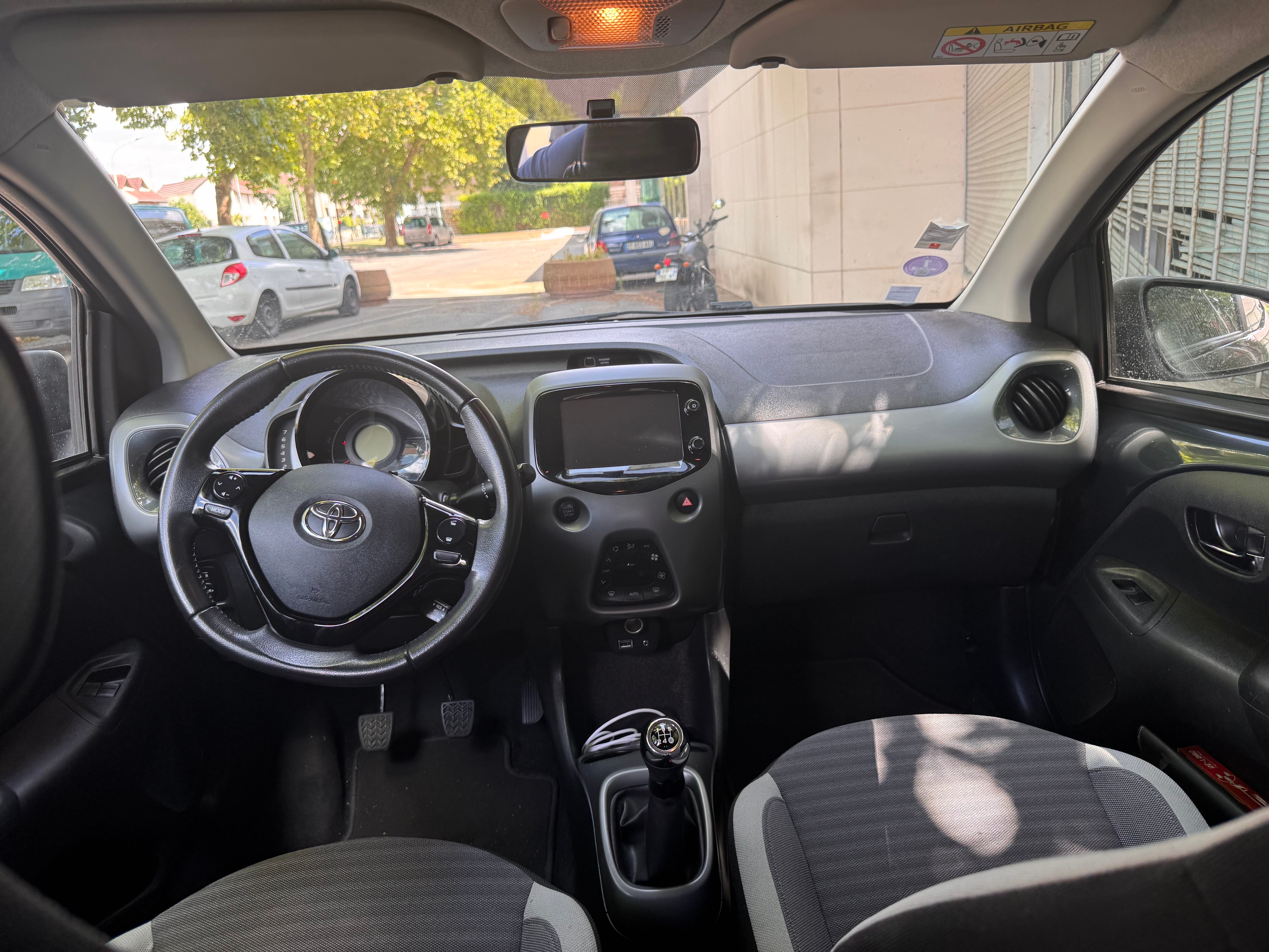 Toyota Aygo avec Siège bébé