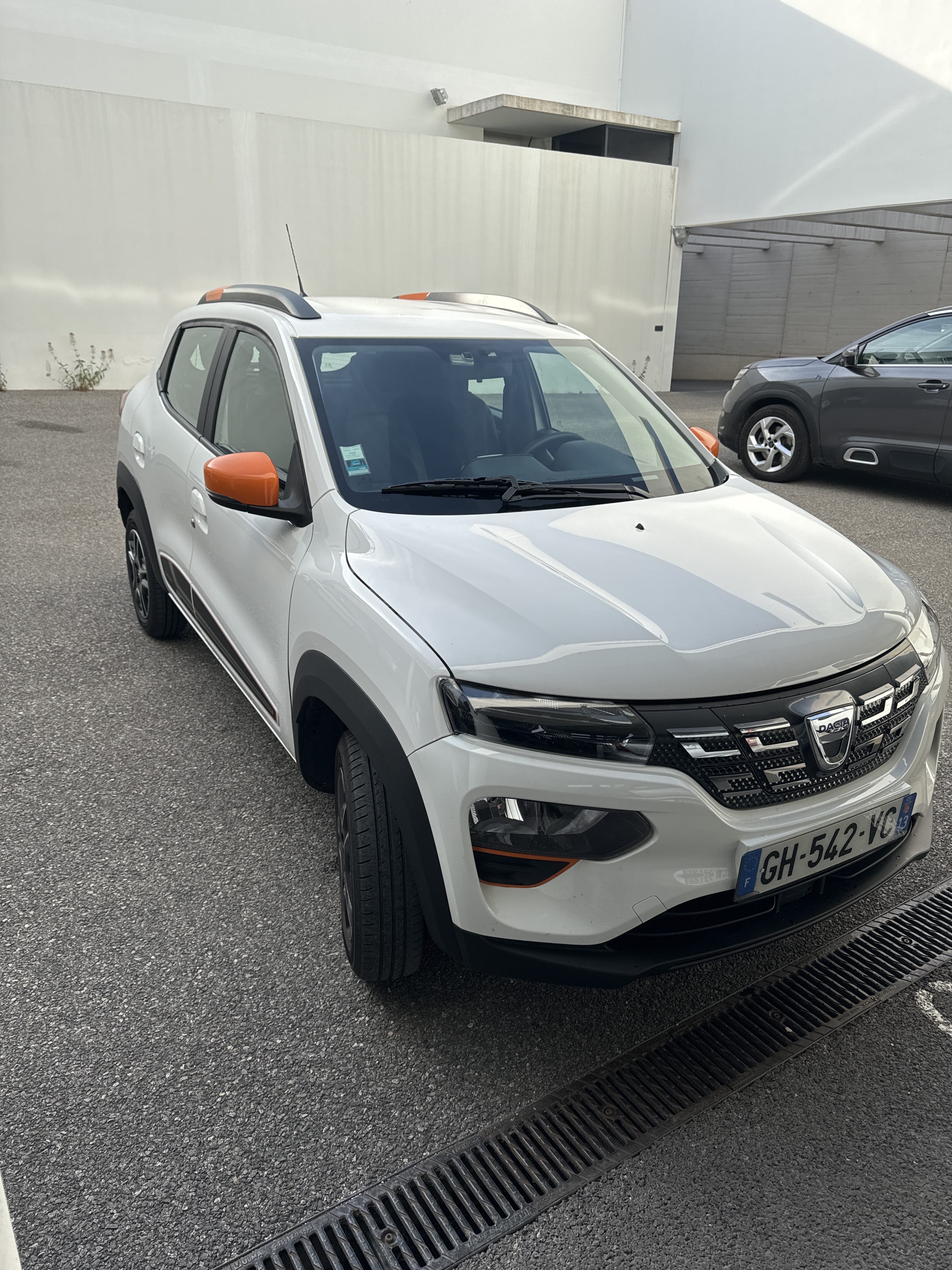 Dacia Spring, 2022, Électrique, automatique