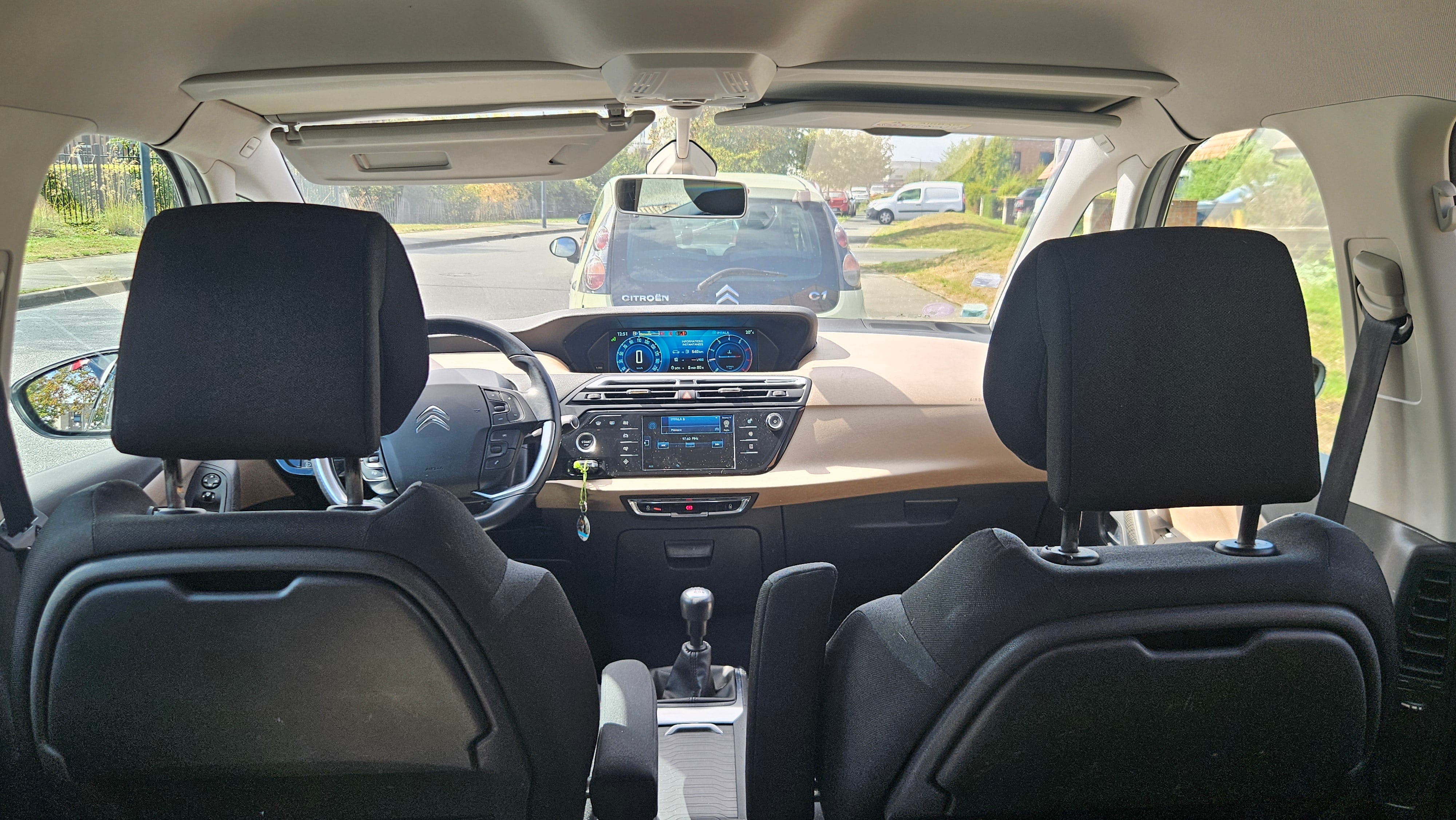 Citroen C4 Picasso avec GPS