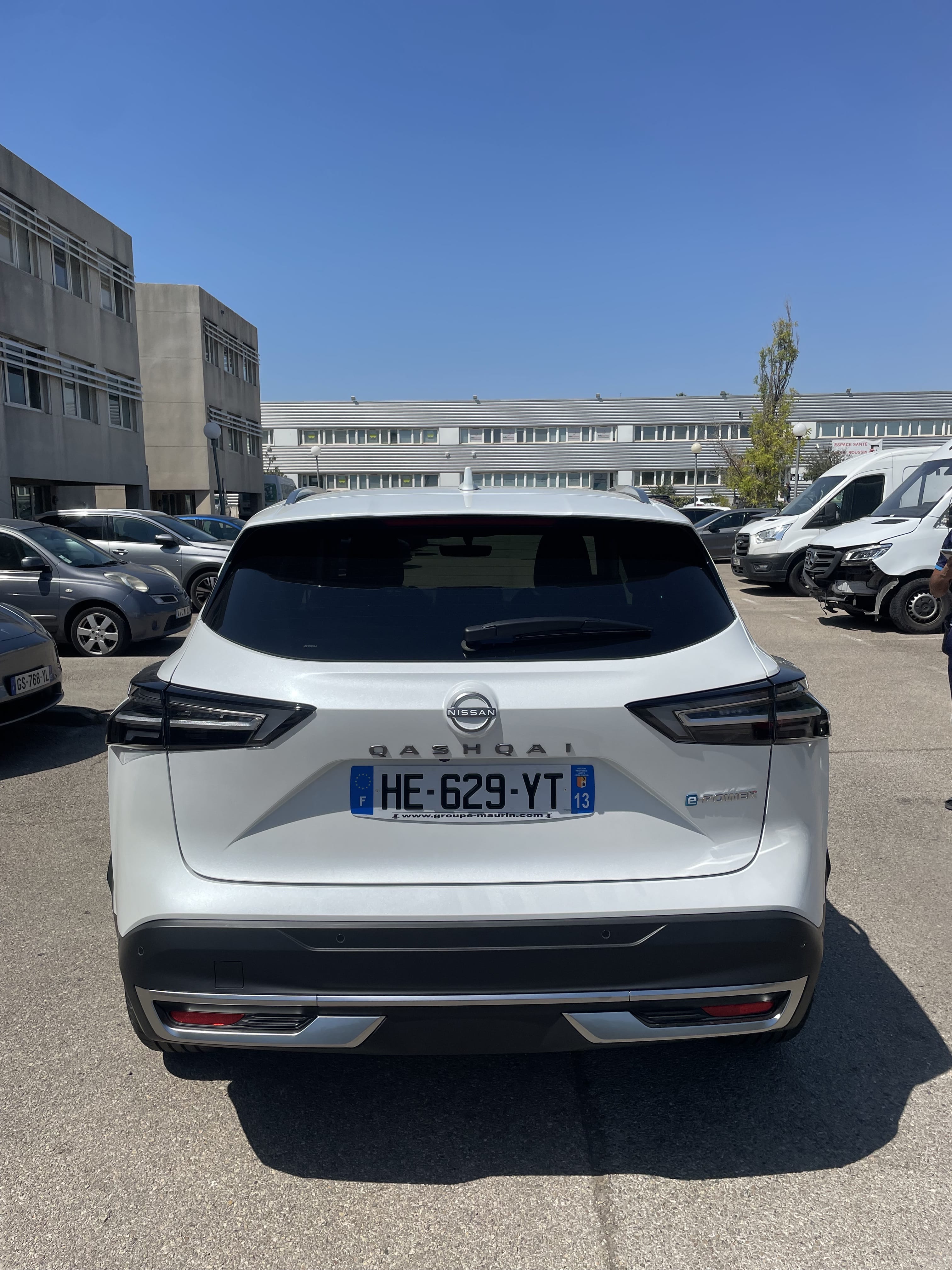 Nissan Qashqai met Autostoel baby