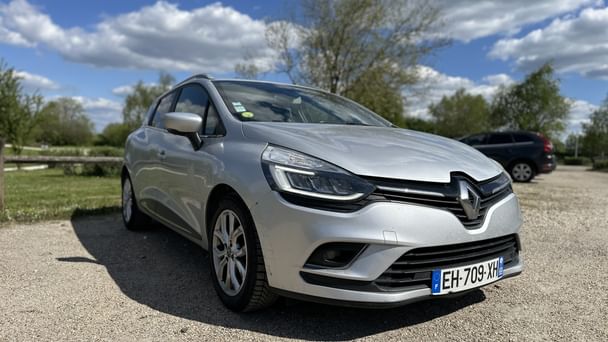 Renault Clio Estate Louez la Renault Clio Estate Diesel – Grand Coffre, Économie & Confort à Bordeaux !, 2016, Diesel
