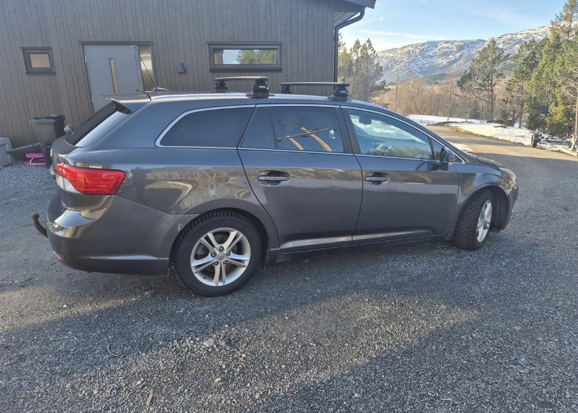Toyota Avensis SW mit Tempomat