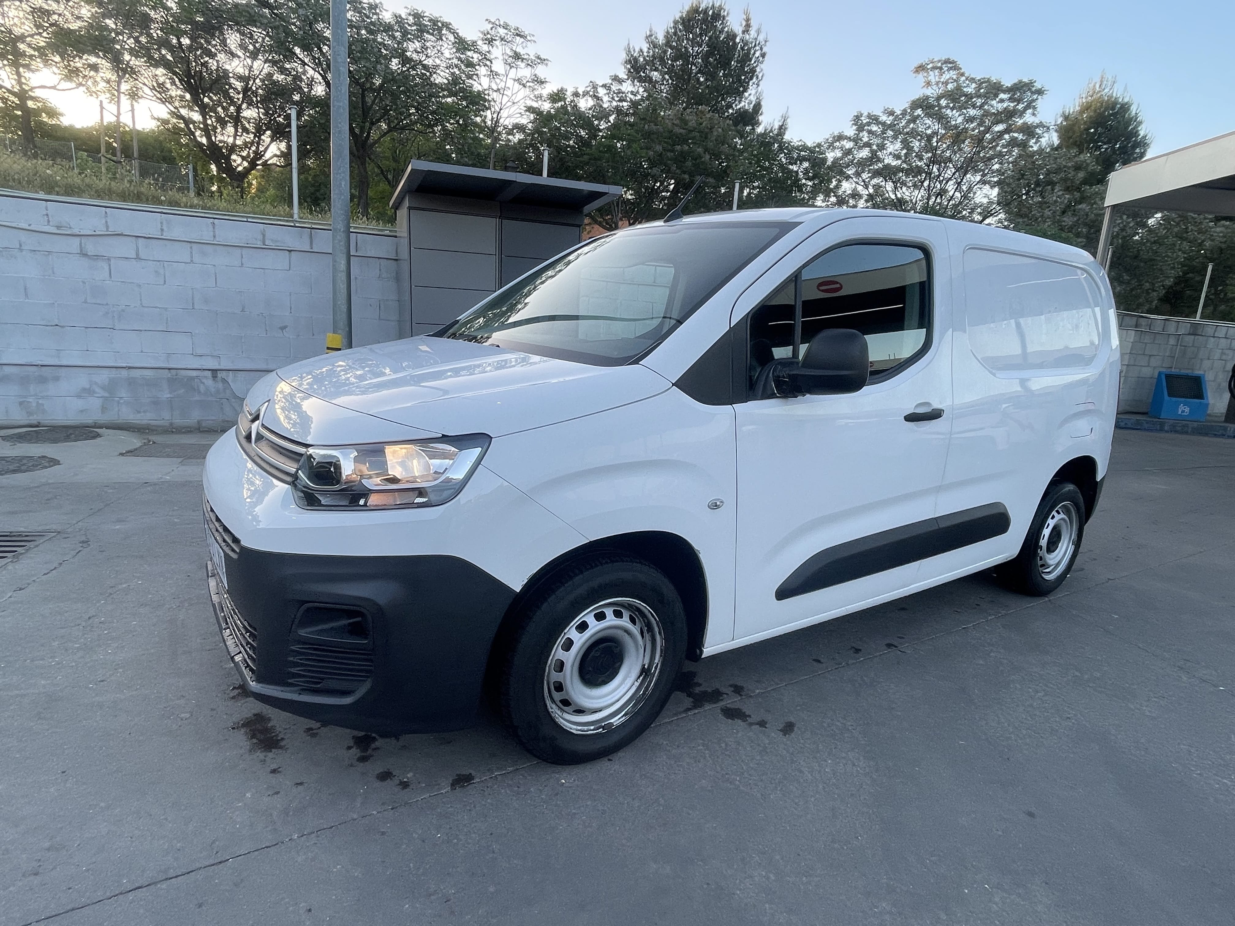 Citroen Berlingo with Air conditioning