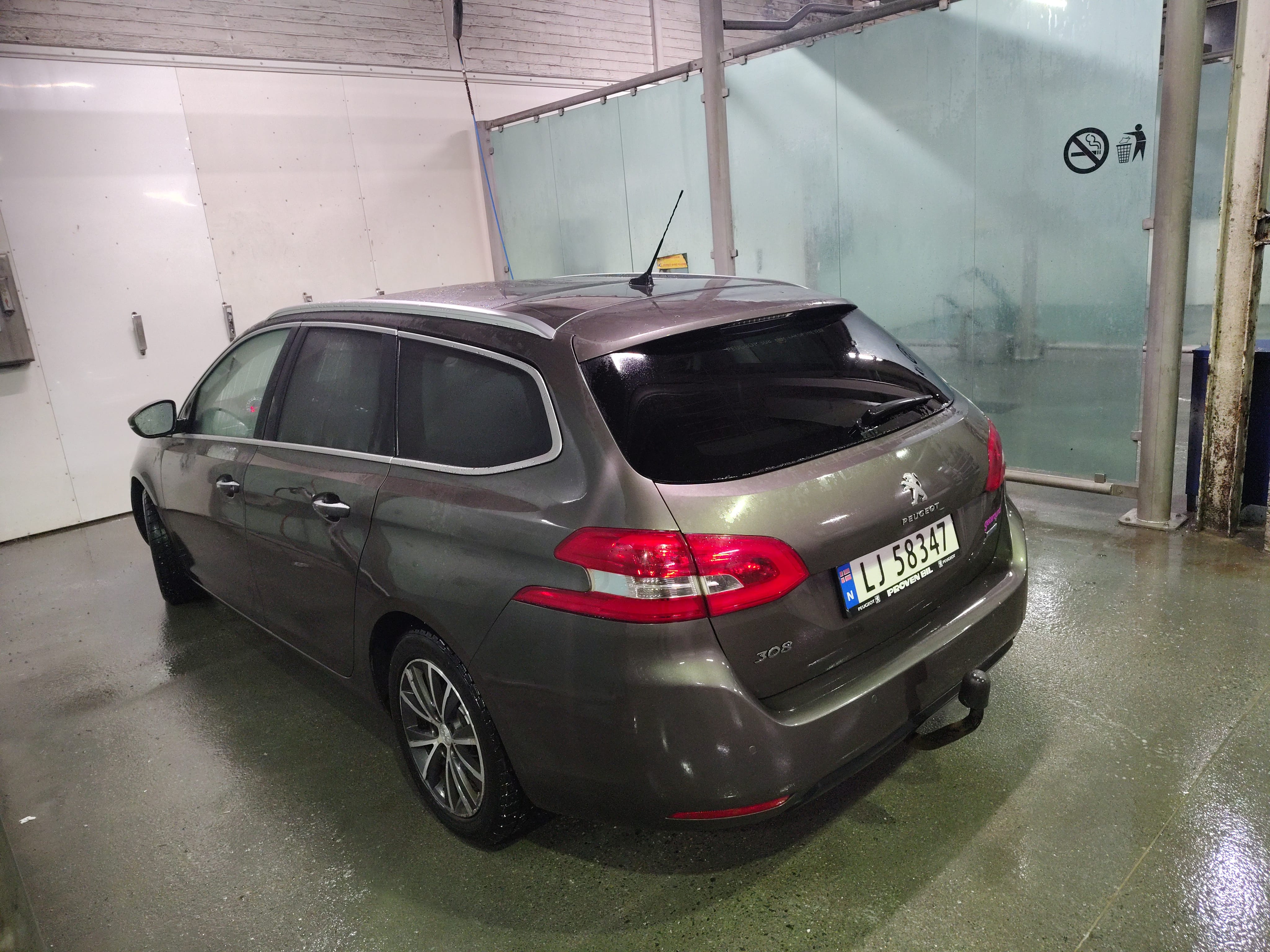 Peugeot 308 med GPS