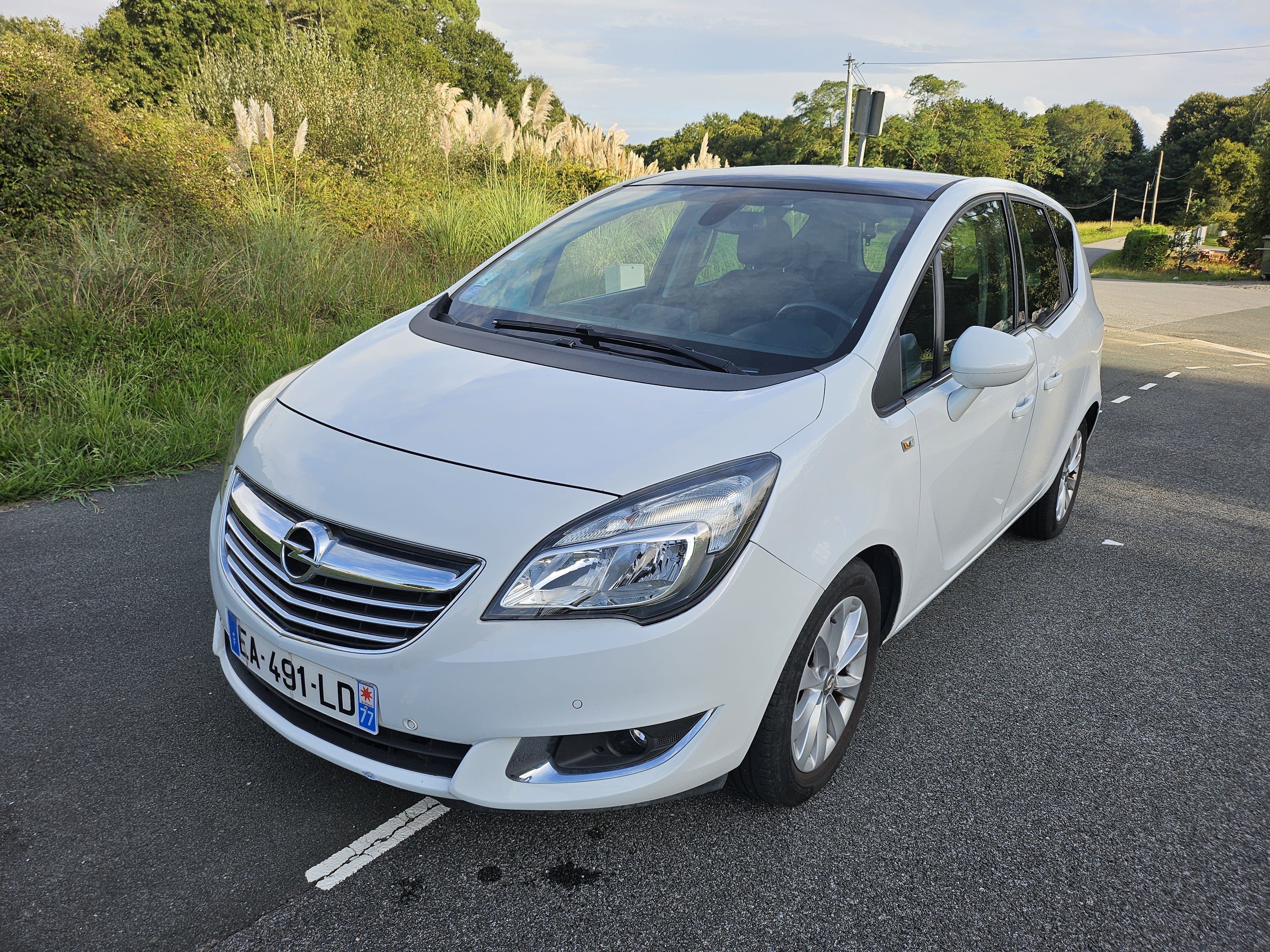 Opel Meriva, 2016, Essence 95