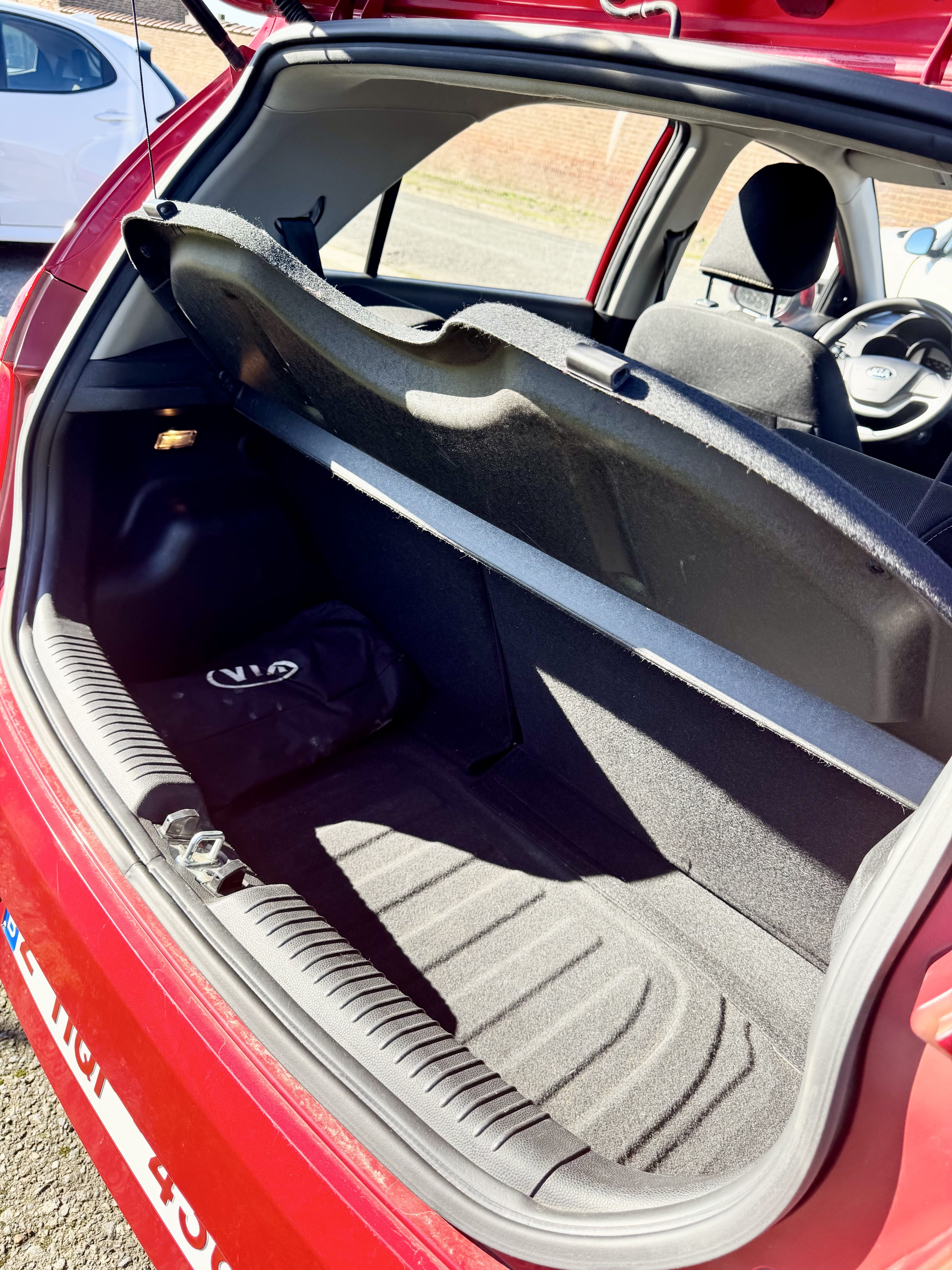 Kia Picanto 1.0 Essence Airport