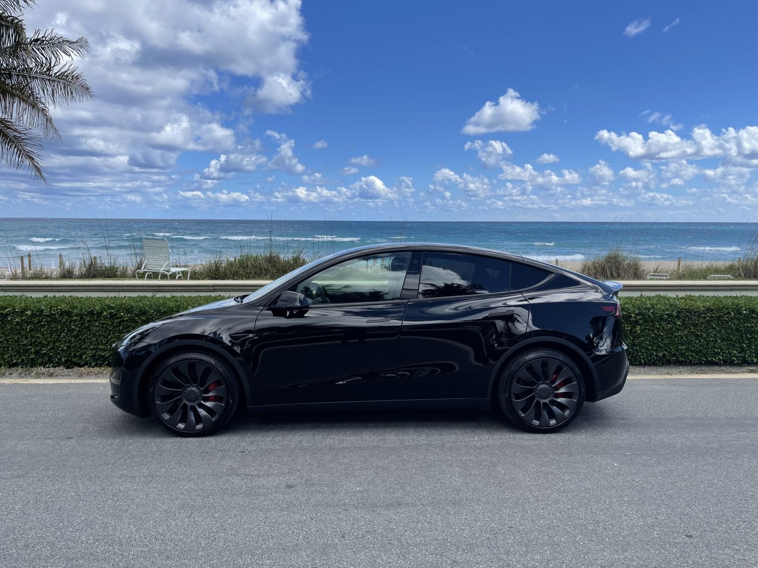 Tesla Model Y Long Range med Aircondition
