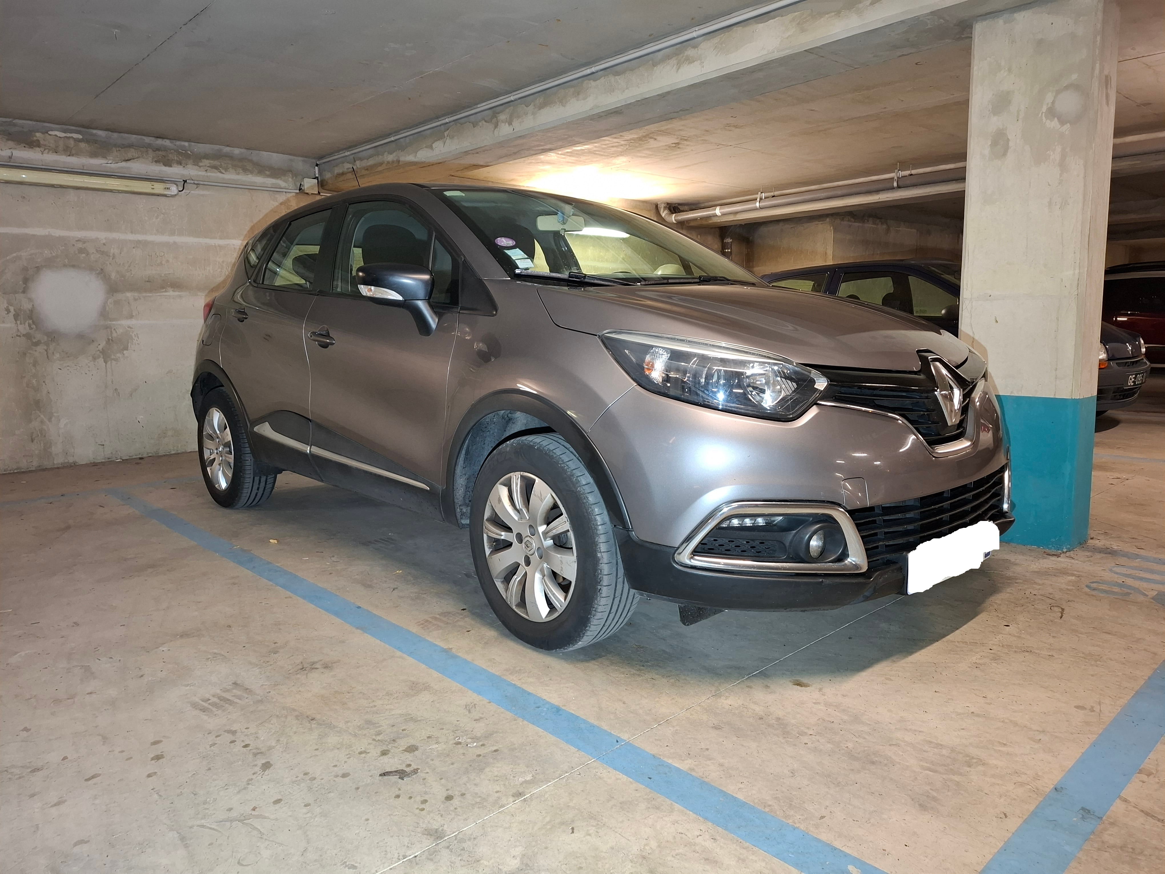 Renault Captur EH028, 2016, Essence 95