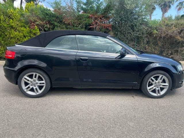 Audi A3 Cabriolet 2.0 DIESEL avec Climatisation