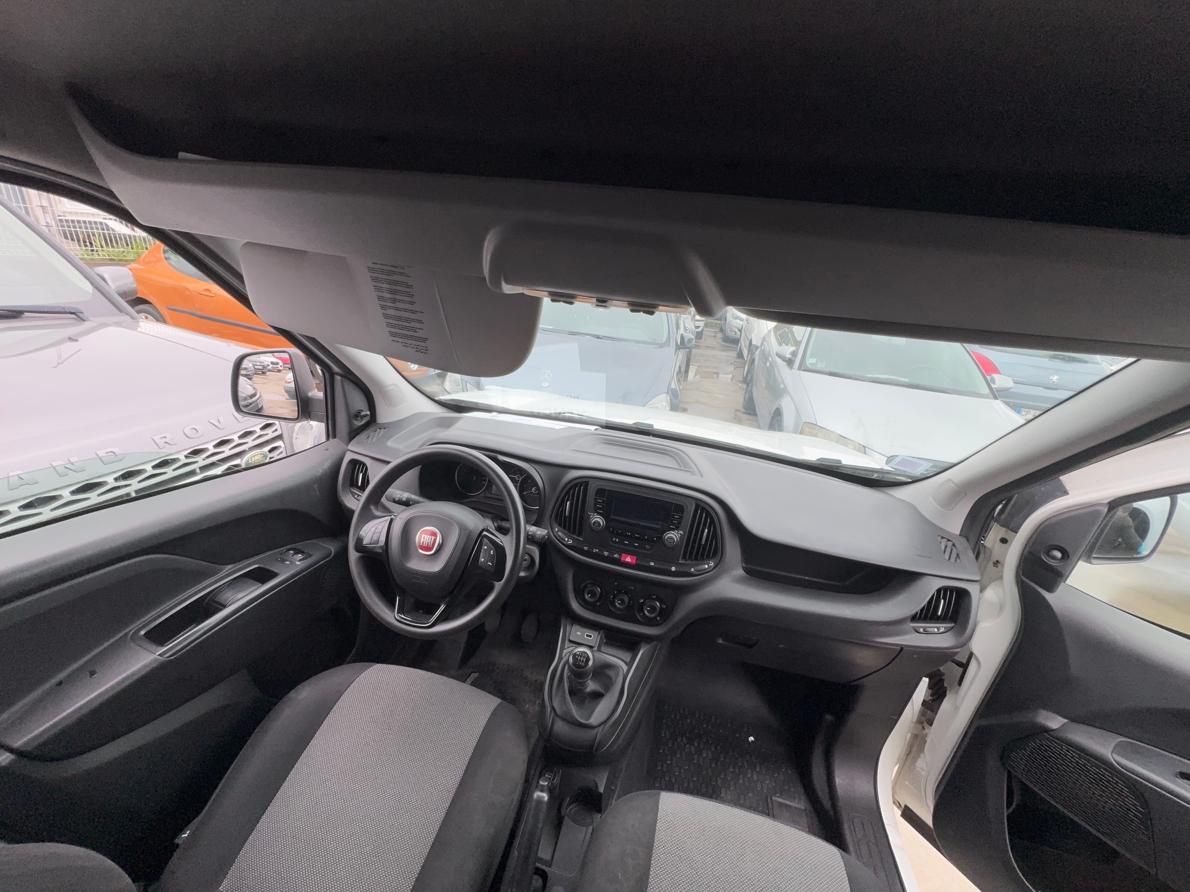 Fiat Doblo avec Audio Bluetooth