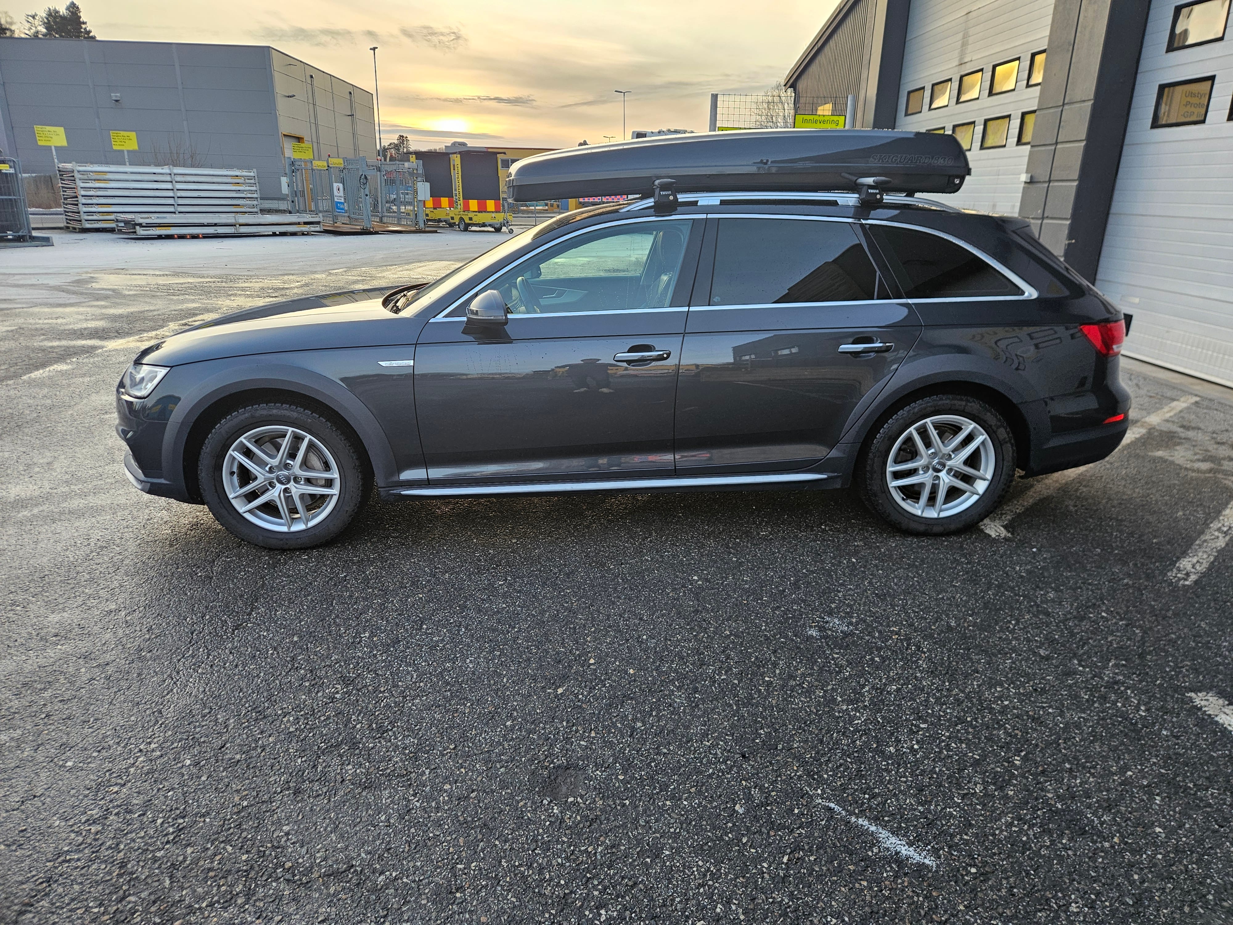 Audi A4 Allroad Quattro 3.0 TDI with Air conditioning