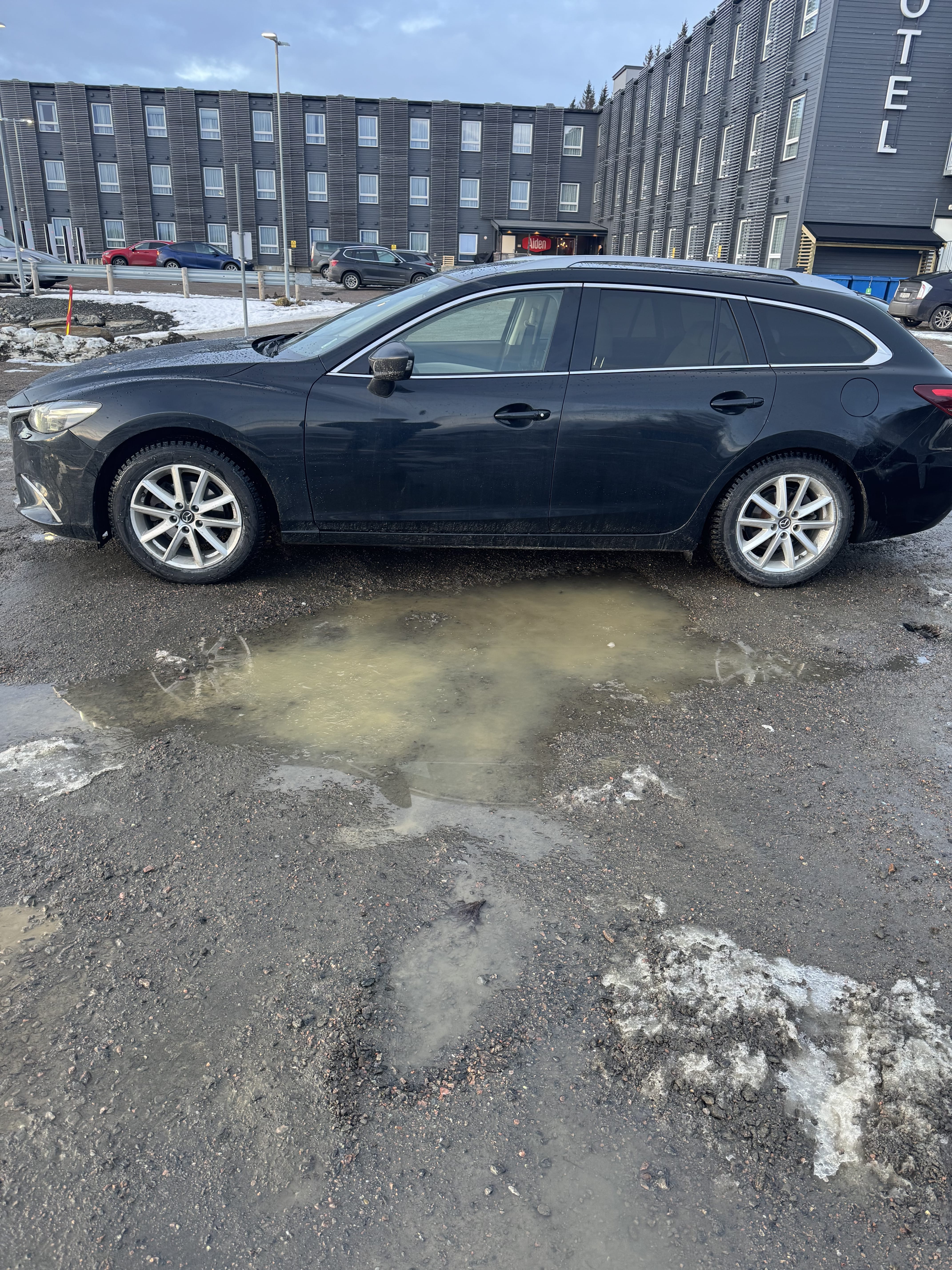 Mazda 6 2,2l D Optimum 4x4 automatic med Cruisekontroll