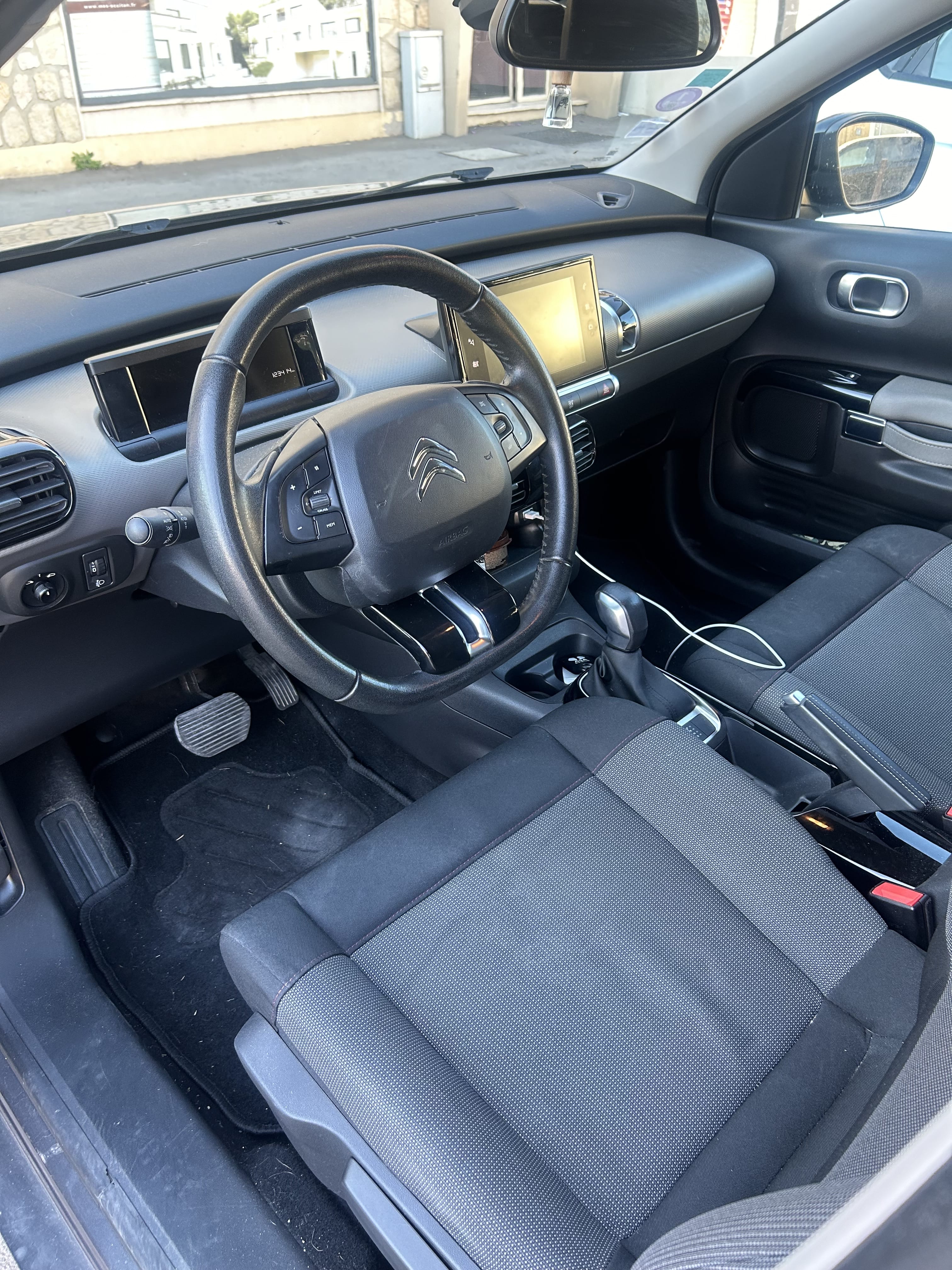 Citroen C4 Cactus avec Régulateur de vitesse