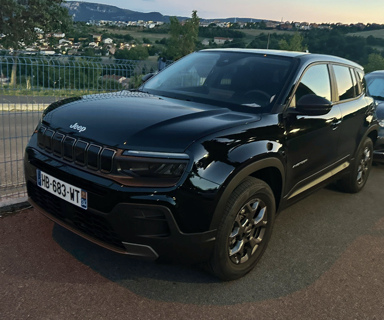 Jeep Avenger, 2025, Essence 95 / Electric (hybrid), automatic