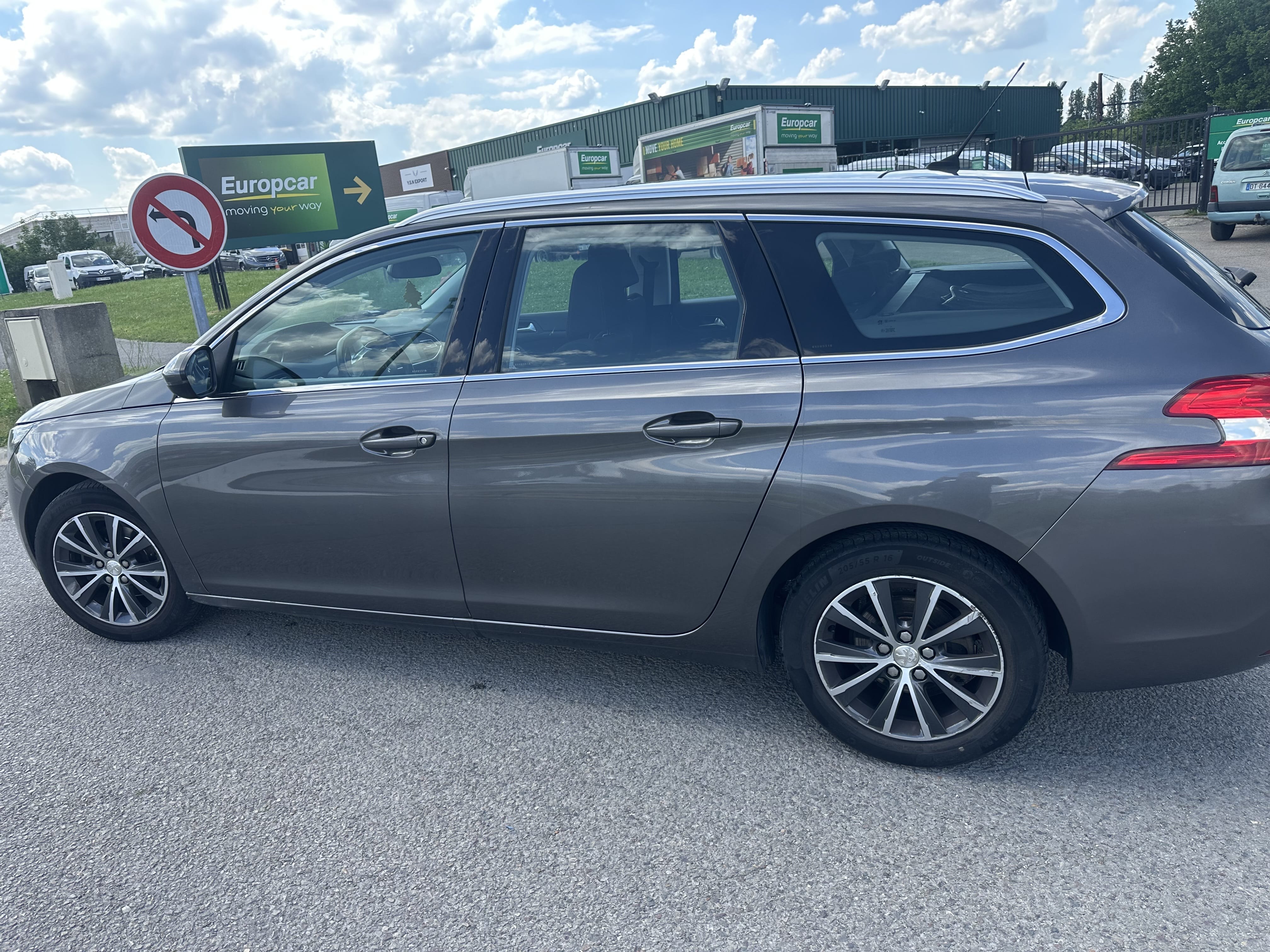Peugeot 308 SW avec Climatisation