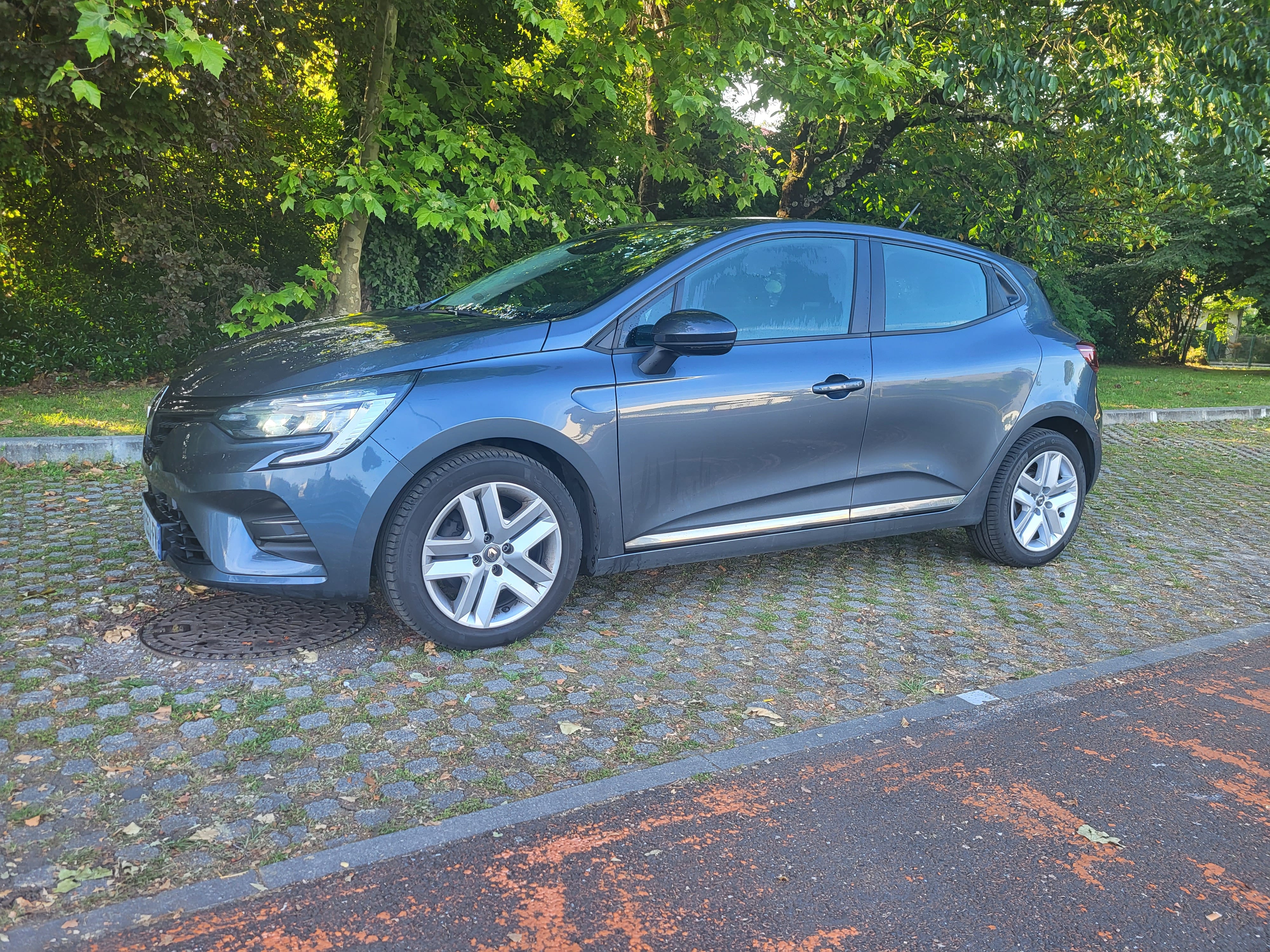 Renault Clio avec Climatisation
