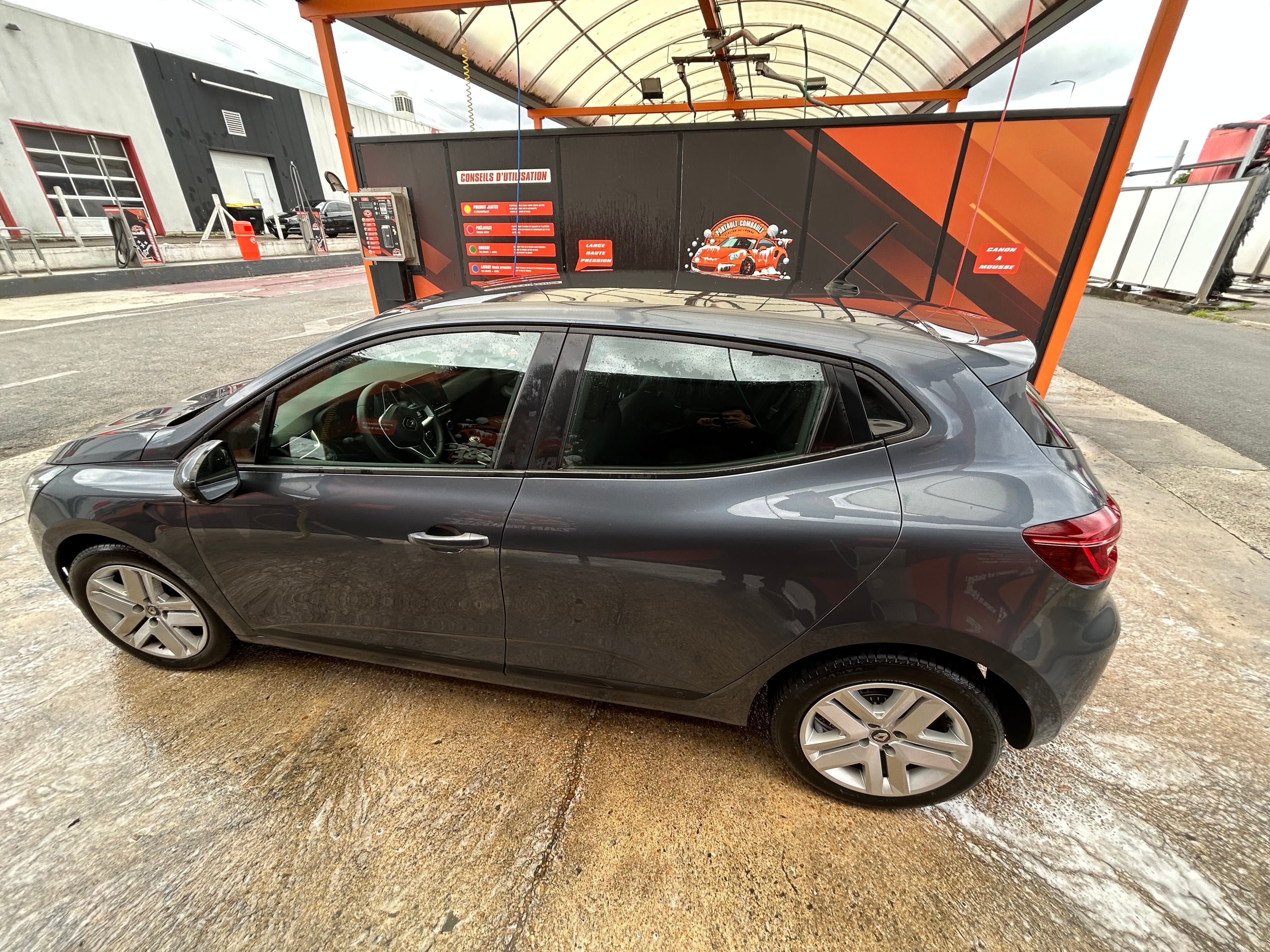 Renault Clio avec Climatisation