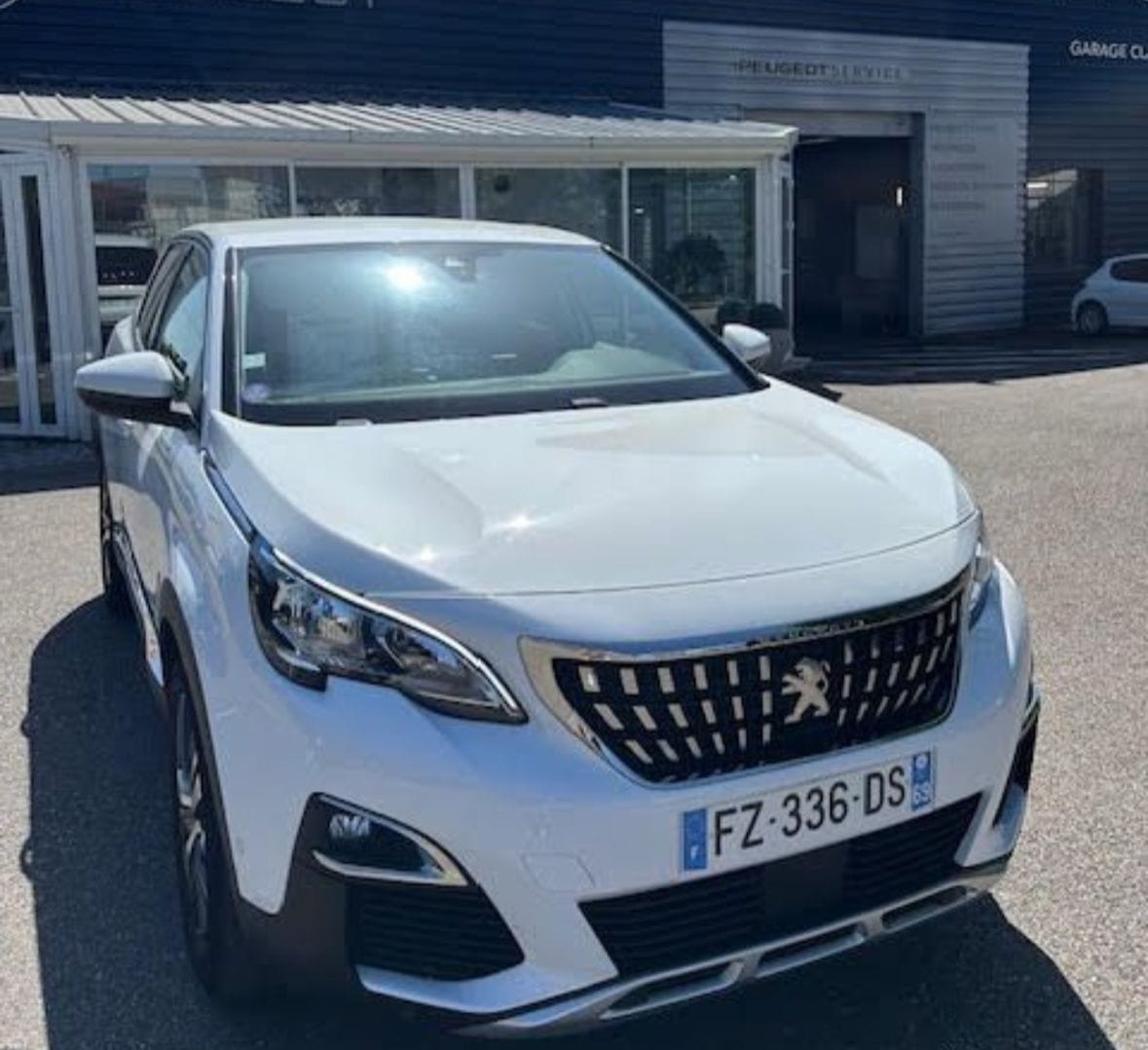 Peugeot 3008, 2020, Essence 95