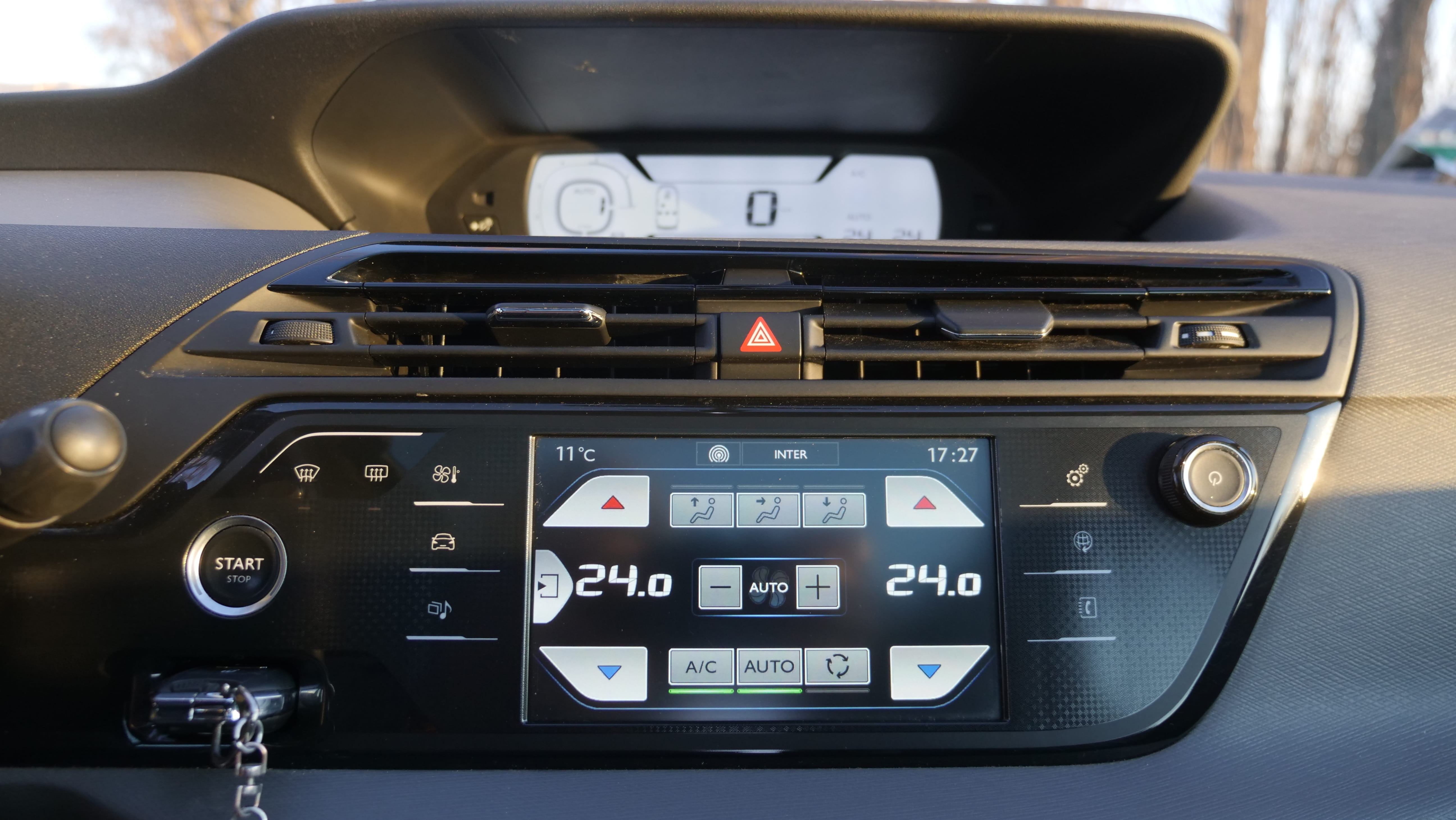 Citroen C4 Picasso 1.6 HDi  Automatique avec Pneus neige