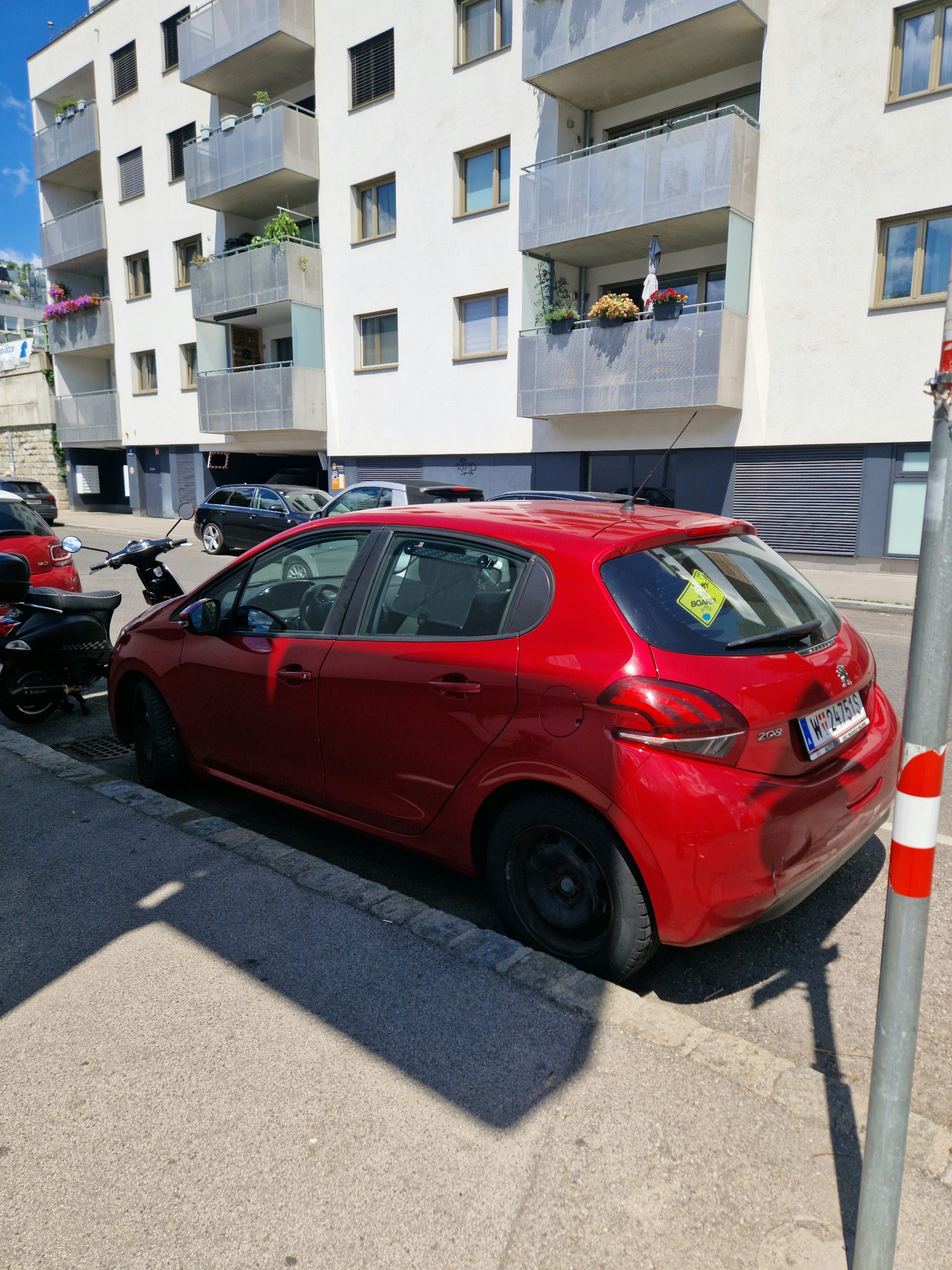 Peugeot 208 1.0 with Cruise control