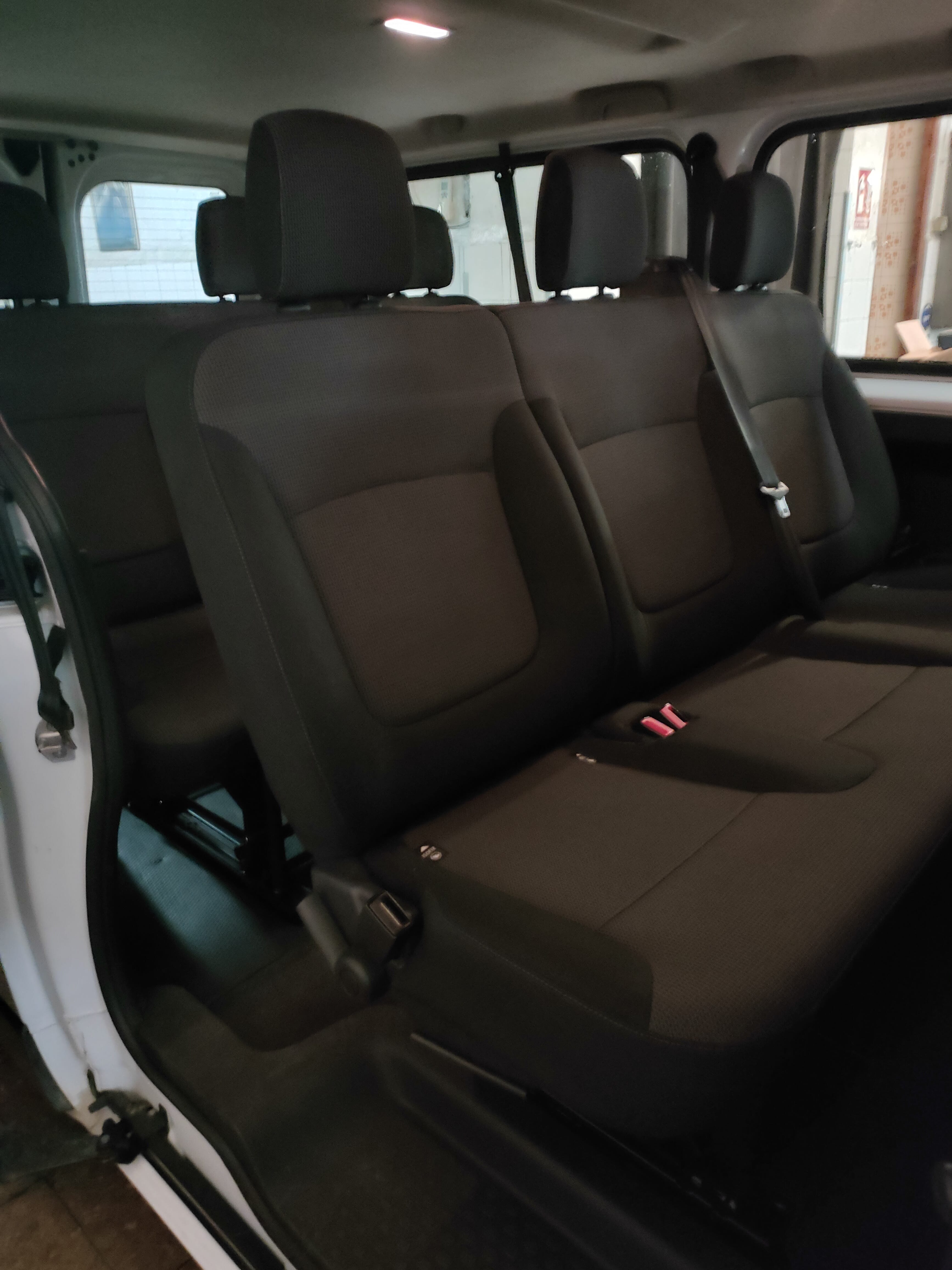 Renault Trafic Passenger met Apple CarPlay