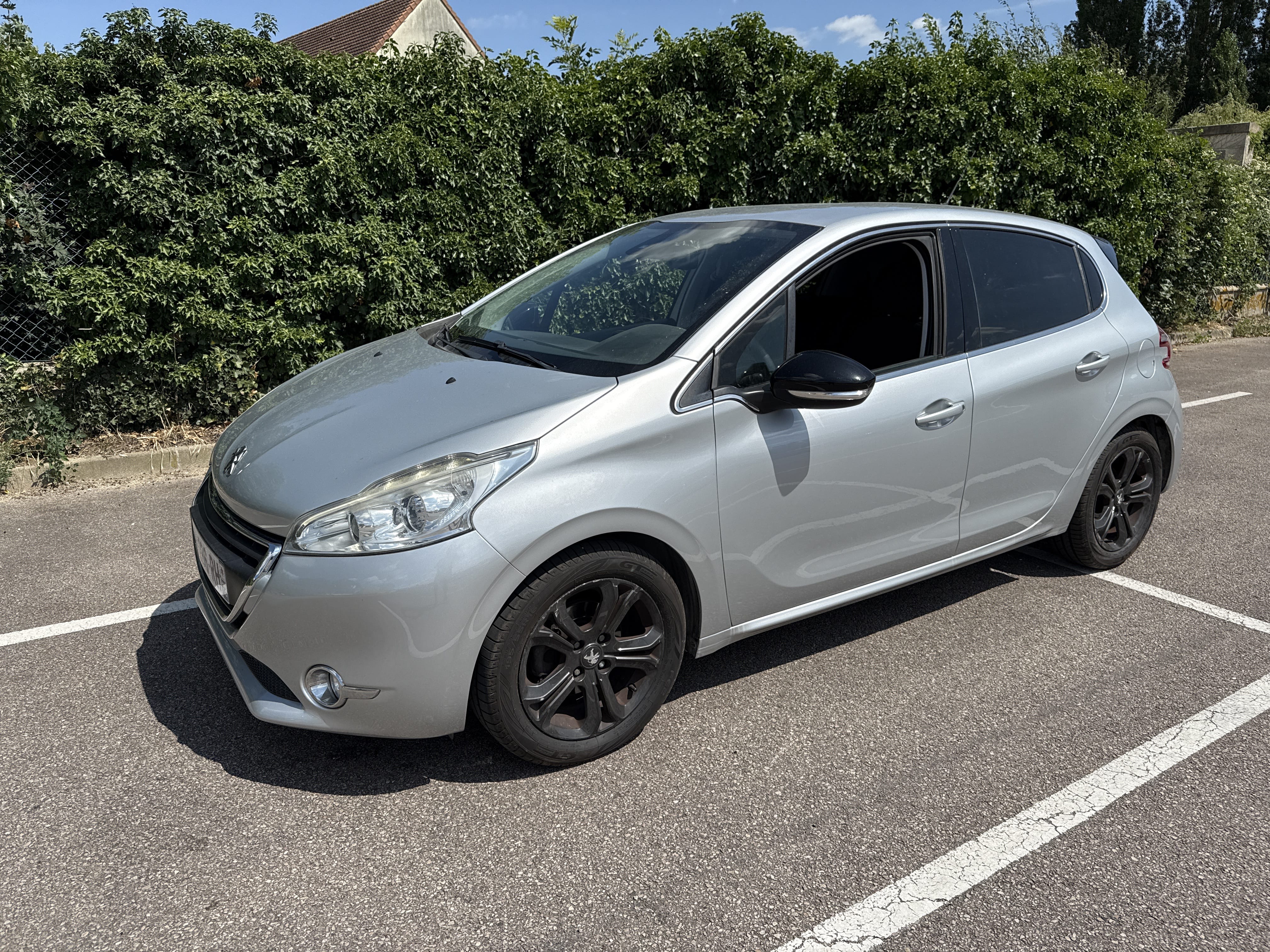 Peugeot 208, 2014, Diesel