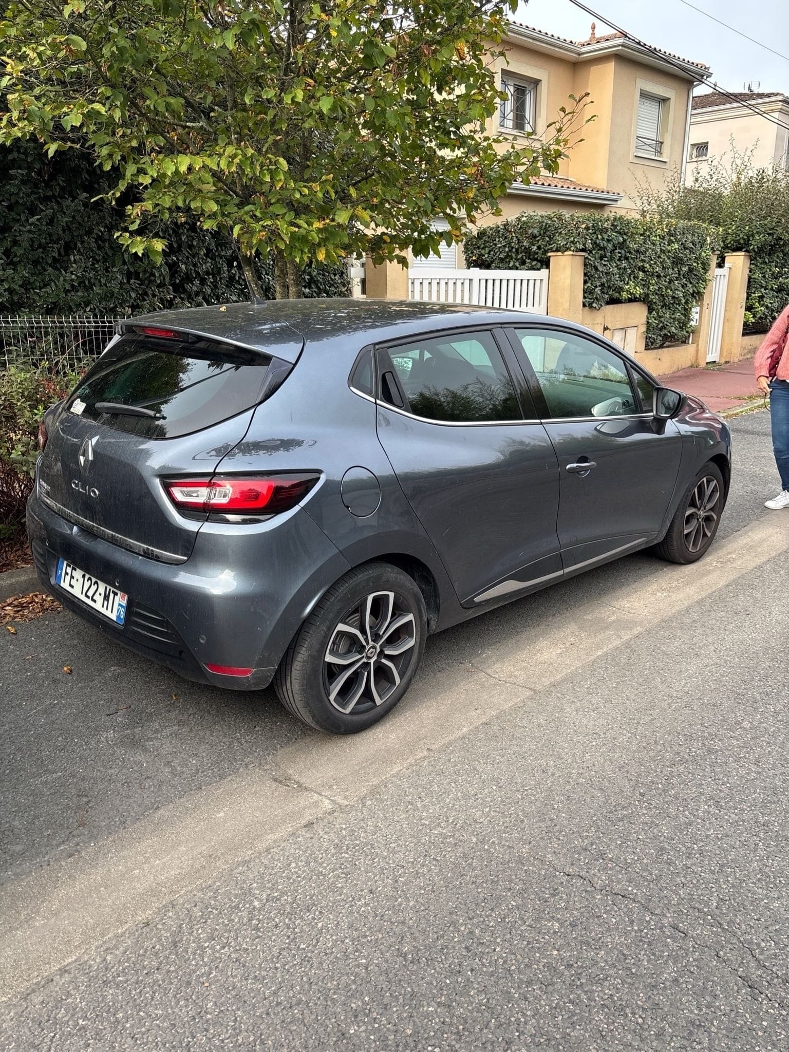 Renault Clio BDXG avec Entrée audio / iPod