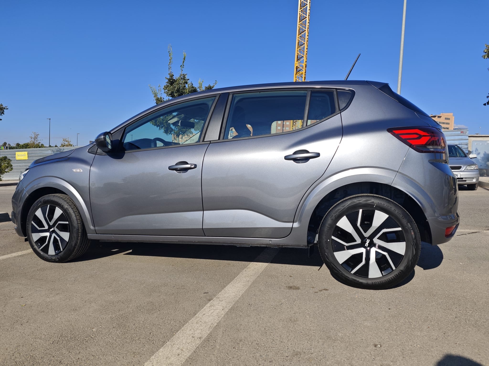 Dacia Sandero avec Climatisation