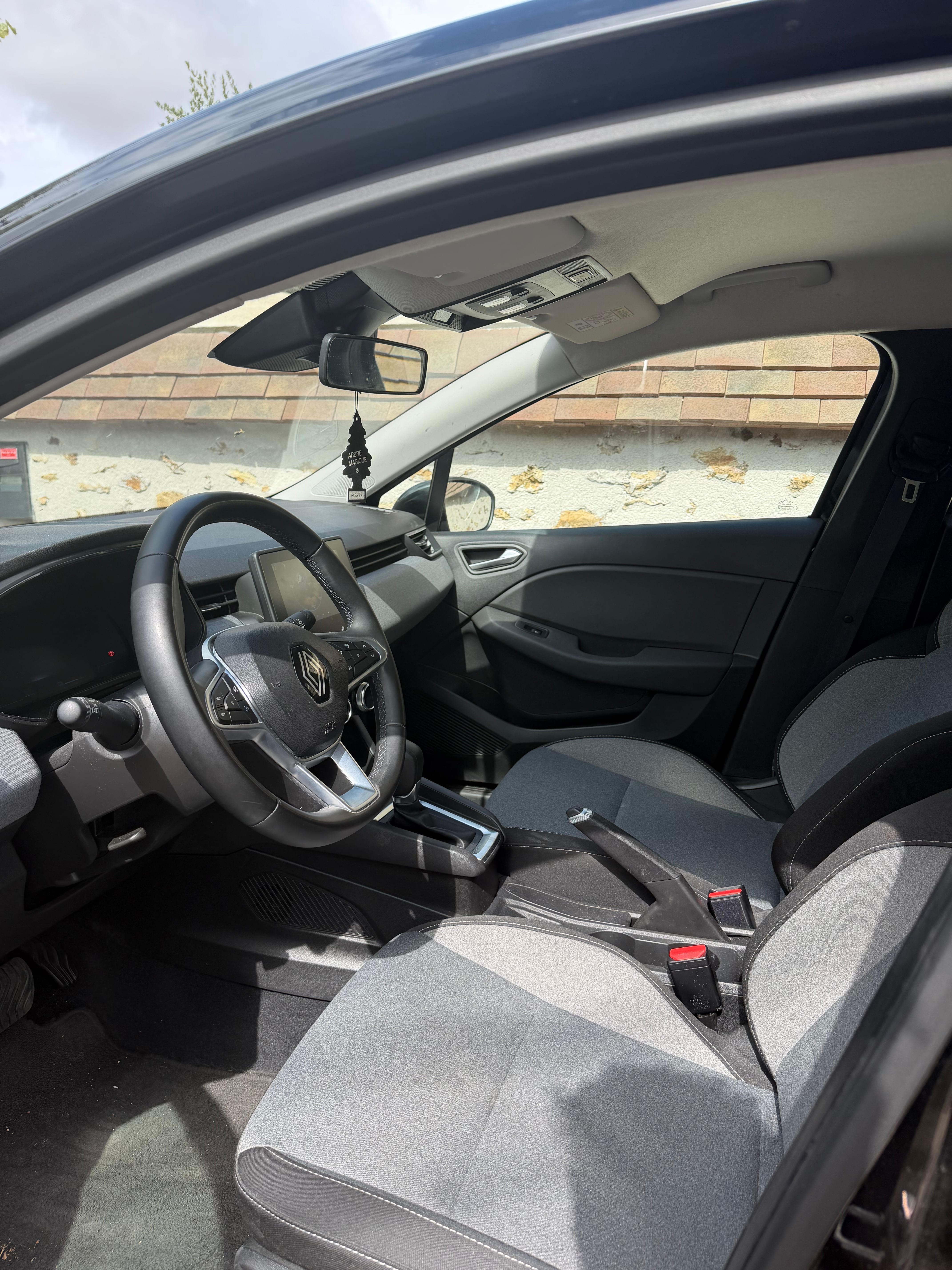 Renault Clio avec GPS