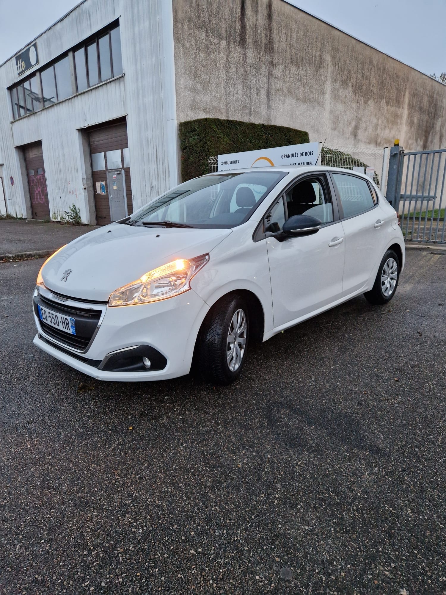 Peugeot 208, 2017, Diesel