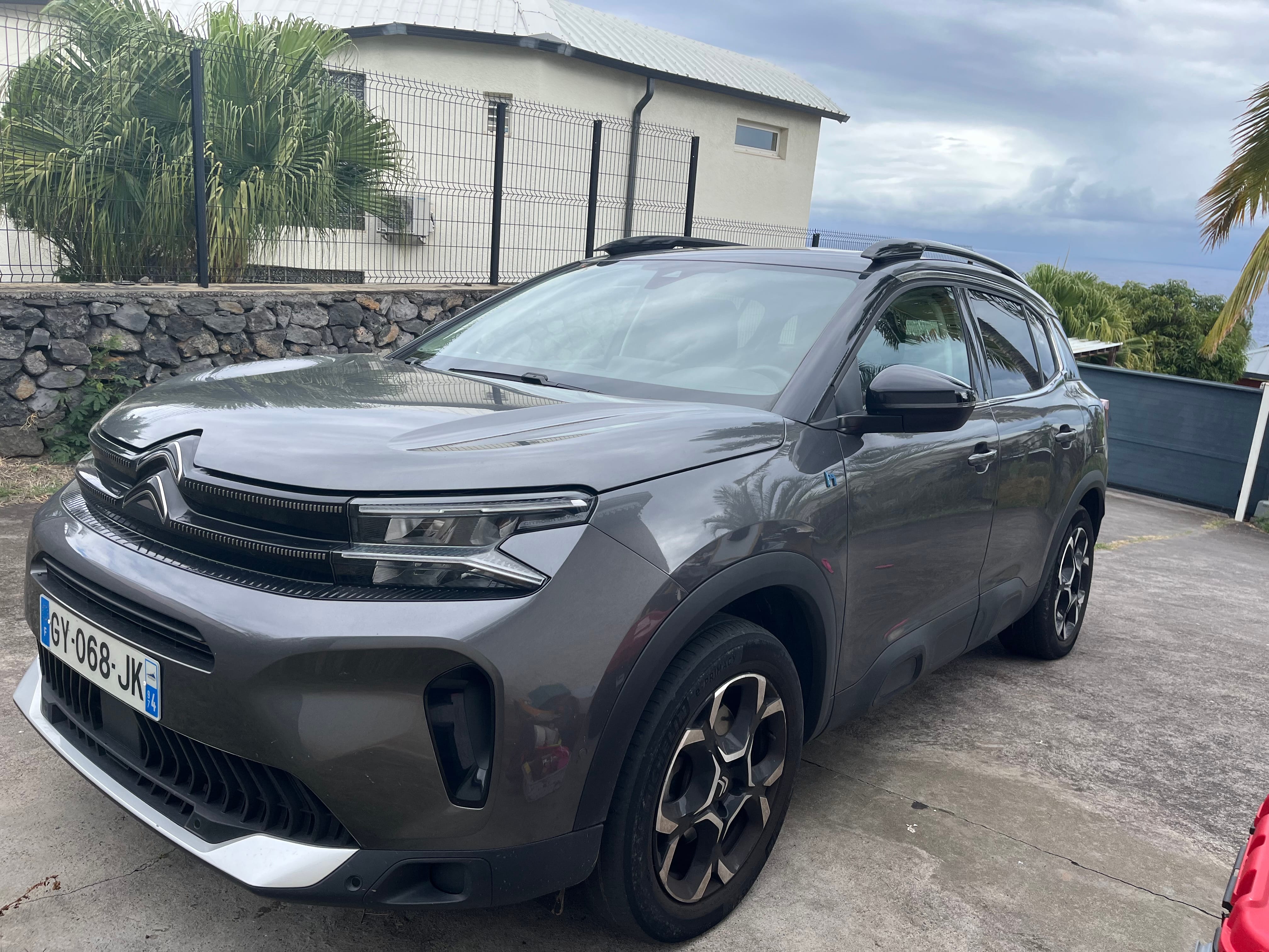 Citroen C5 Aircross, 2024, Essence 95 / Électrique (hybride), automatique