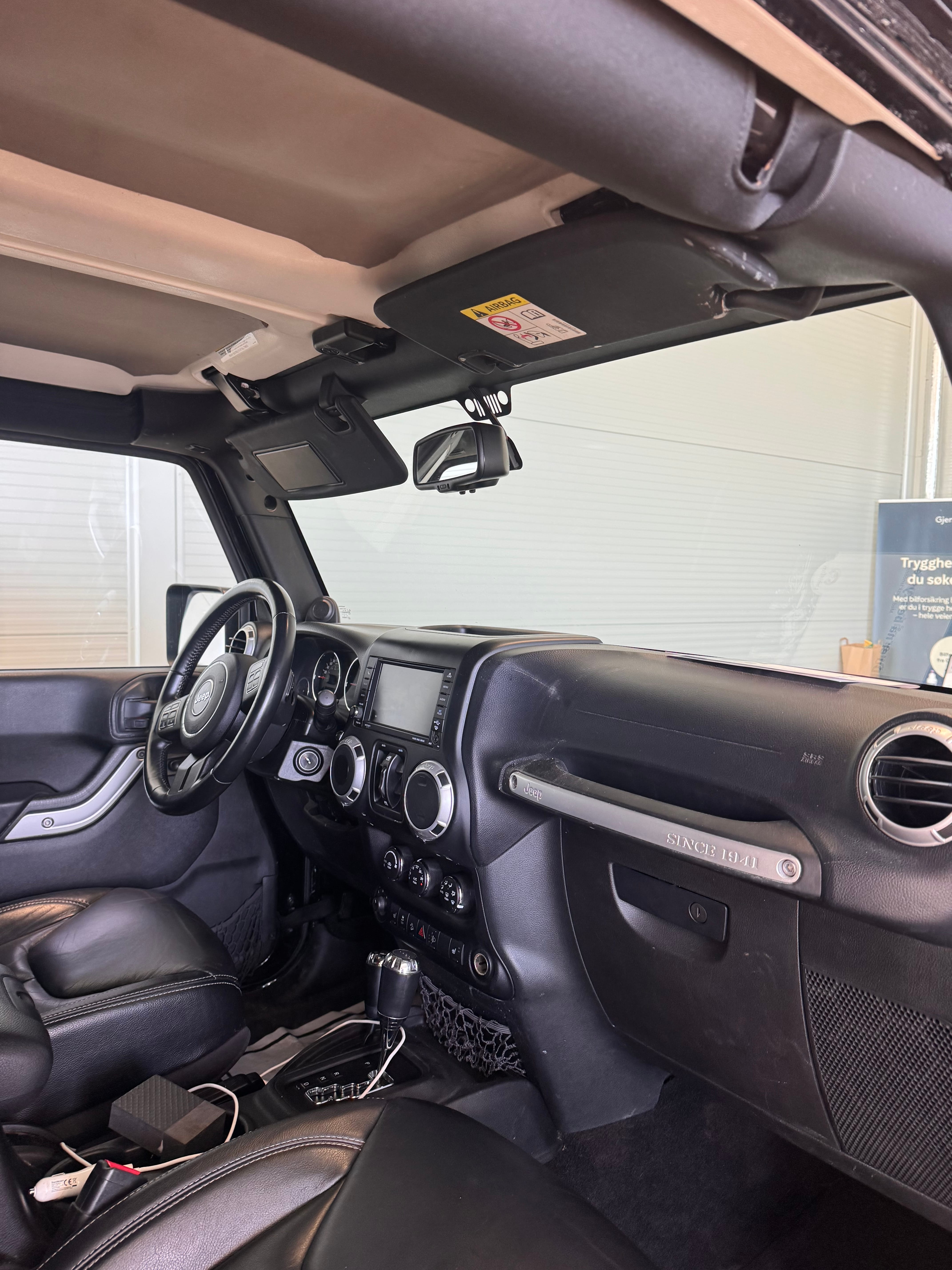 Jeep Wrangler 2.8 CRD Sahara mit Kindersitz