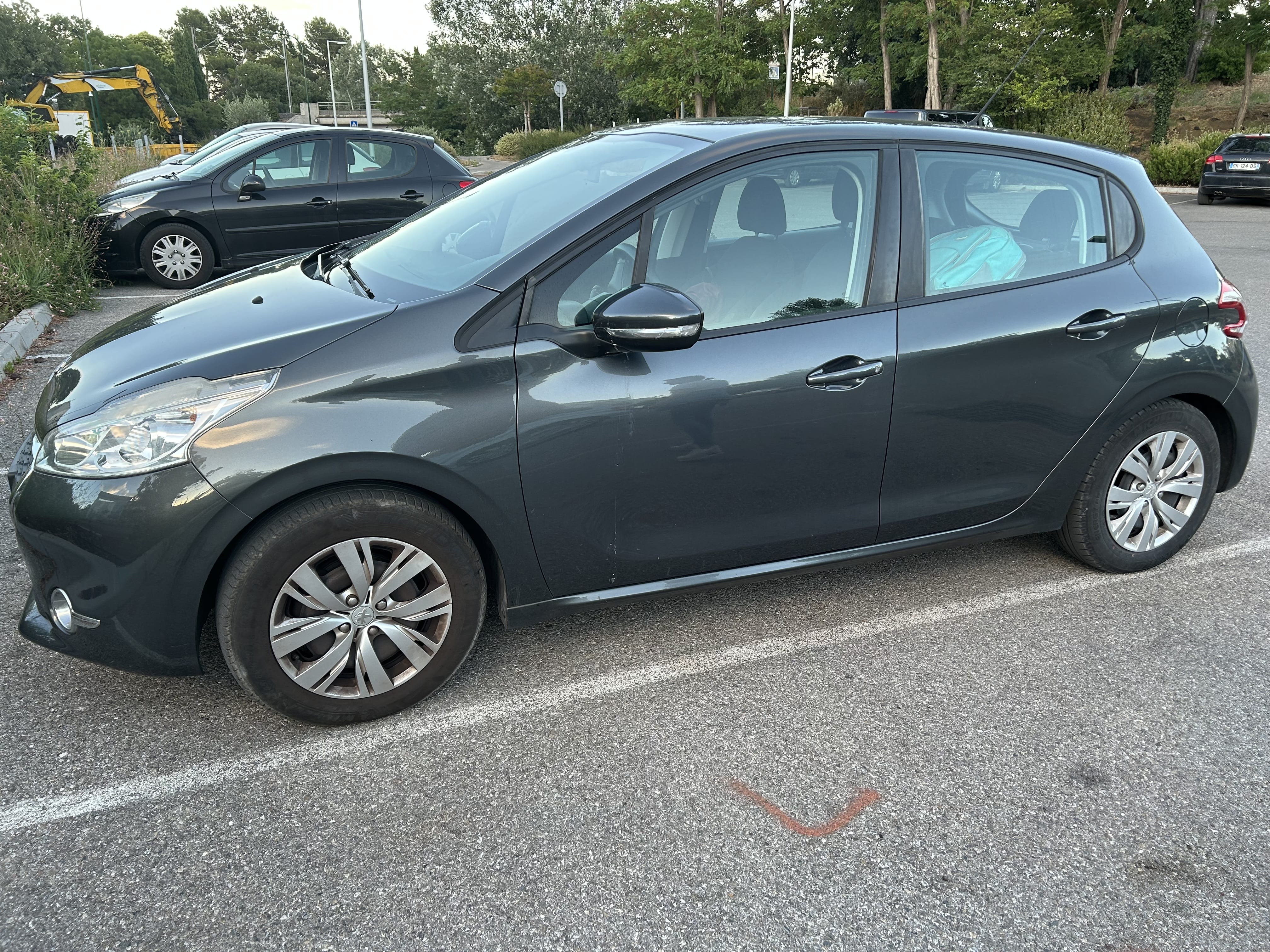 Peugeot 208, 2013, Essence 95