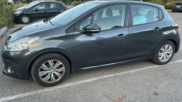 Peugeot 208, 2013, Essence 95