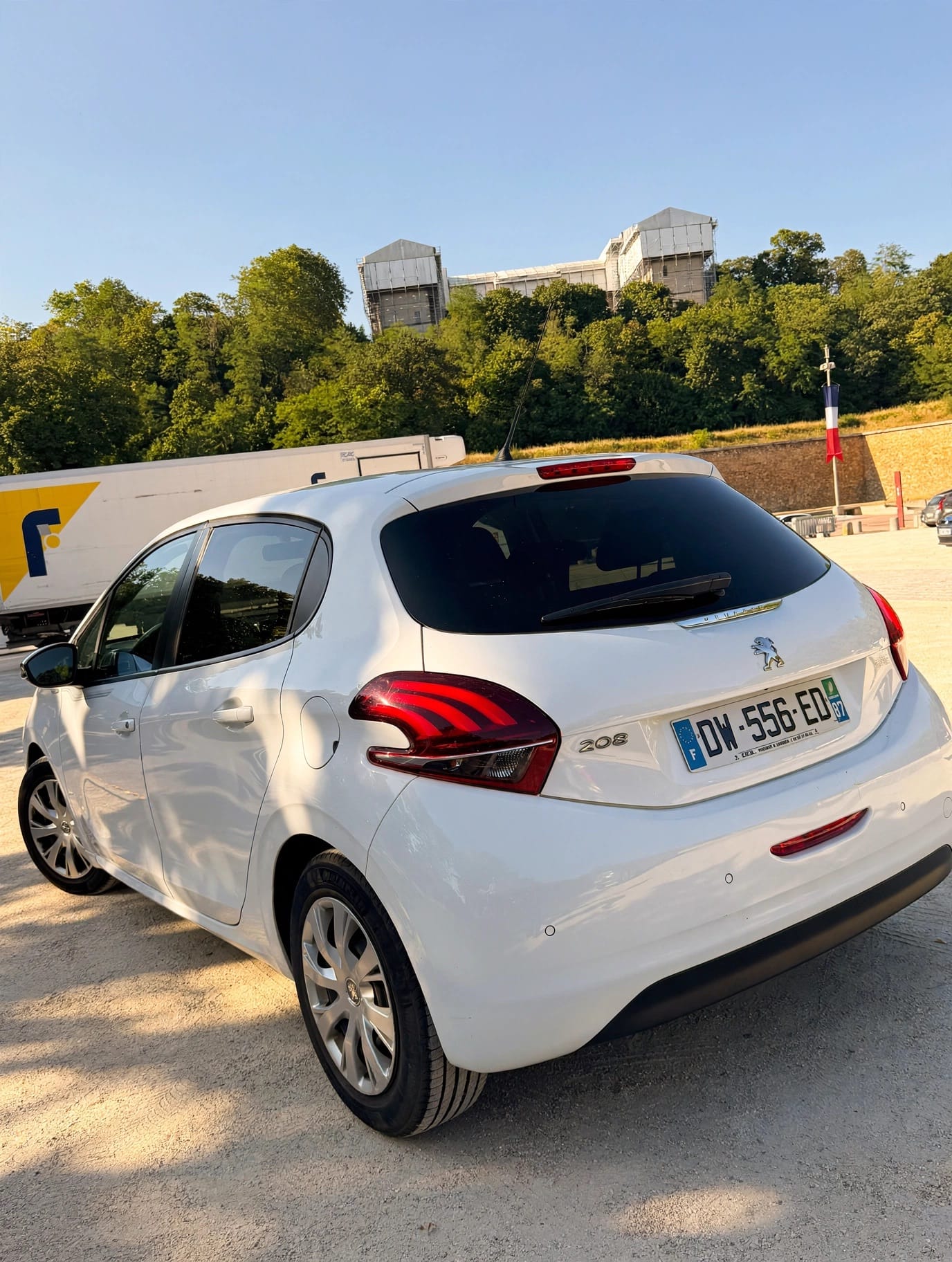 Peugeot 208 avec Régulateur de vitesse
