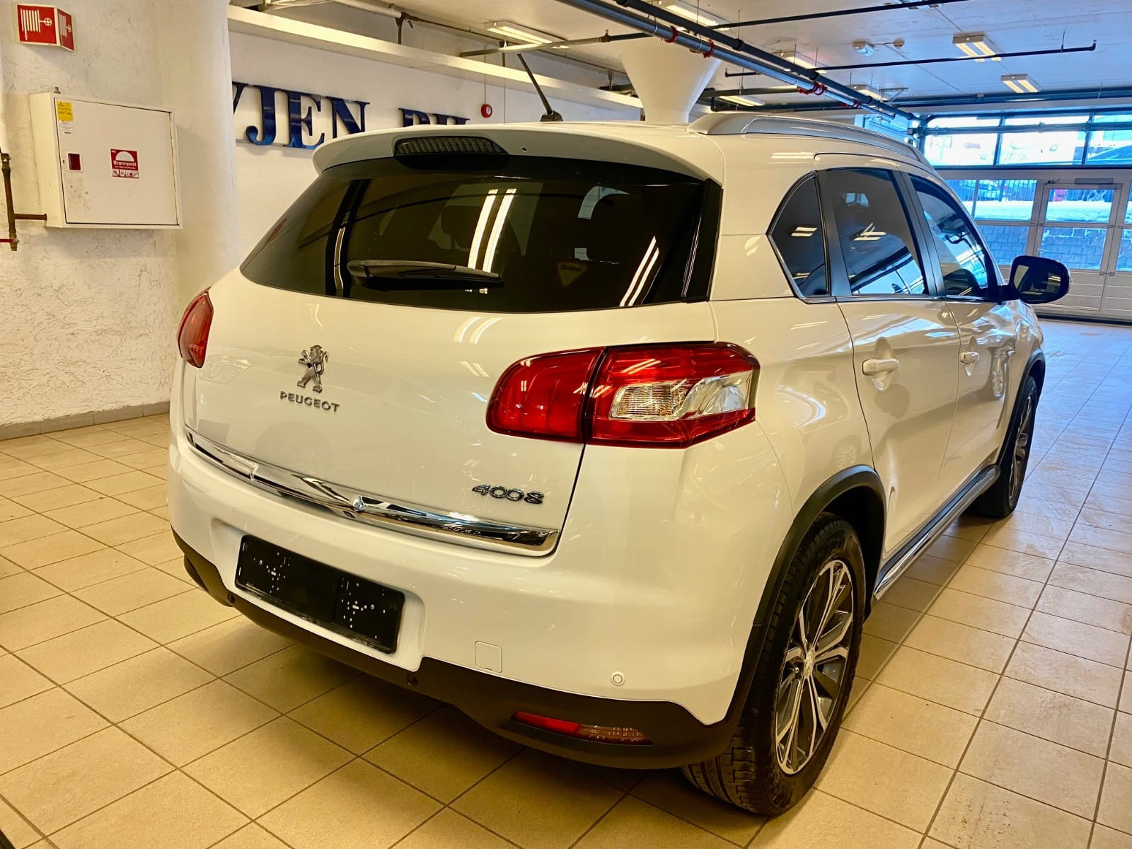 Peugeot 4008 med Aircondition