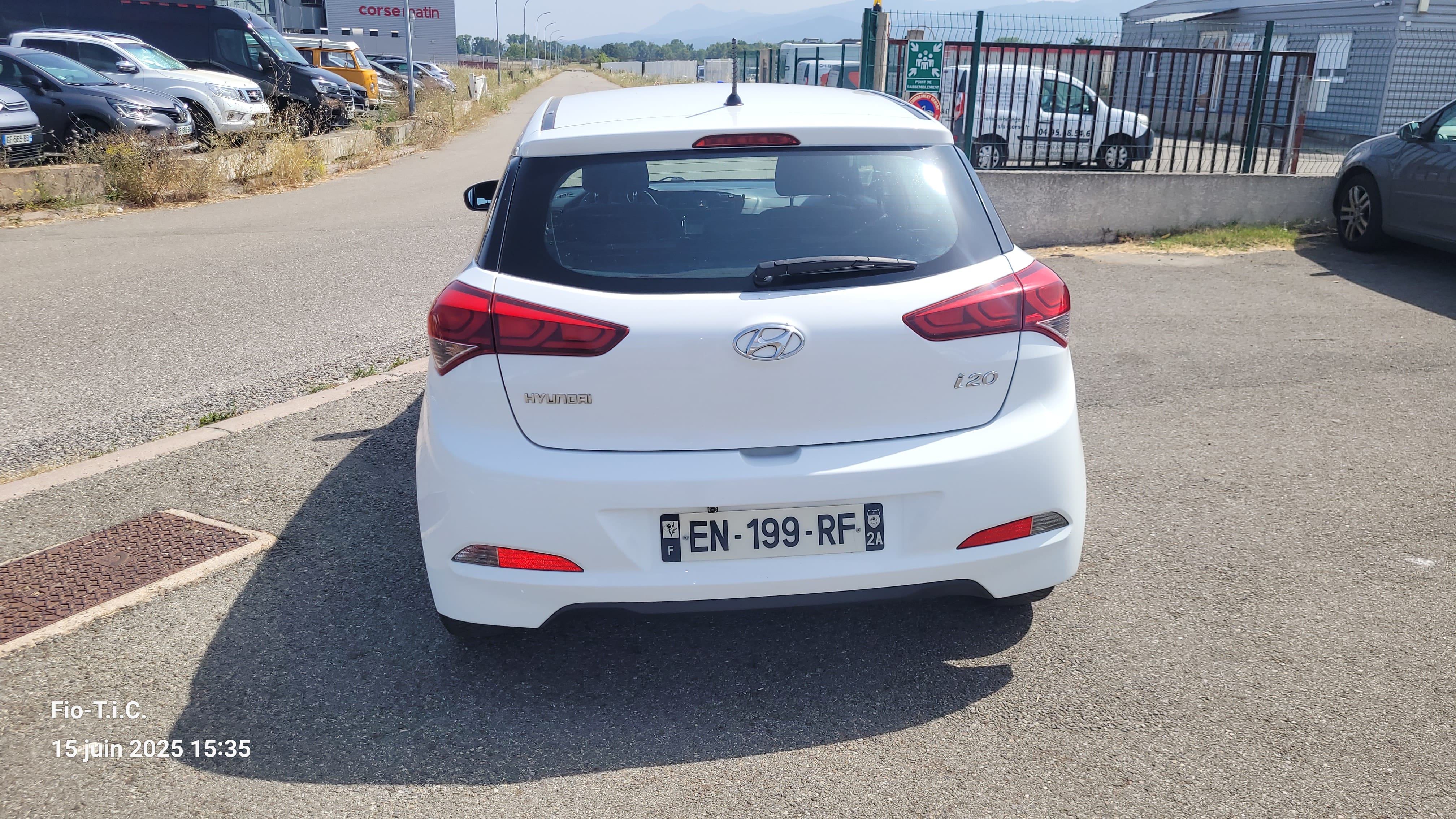 Hyundai i20 1.2 essence avec Climatisation