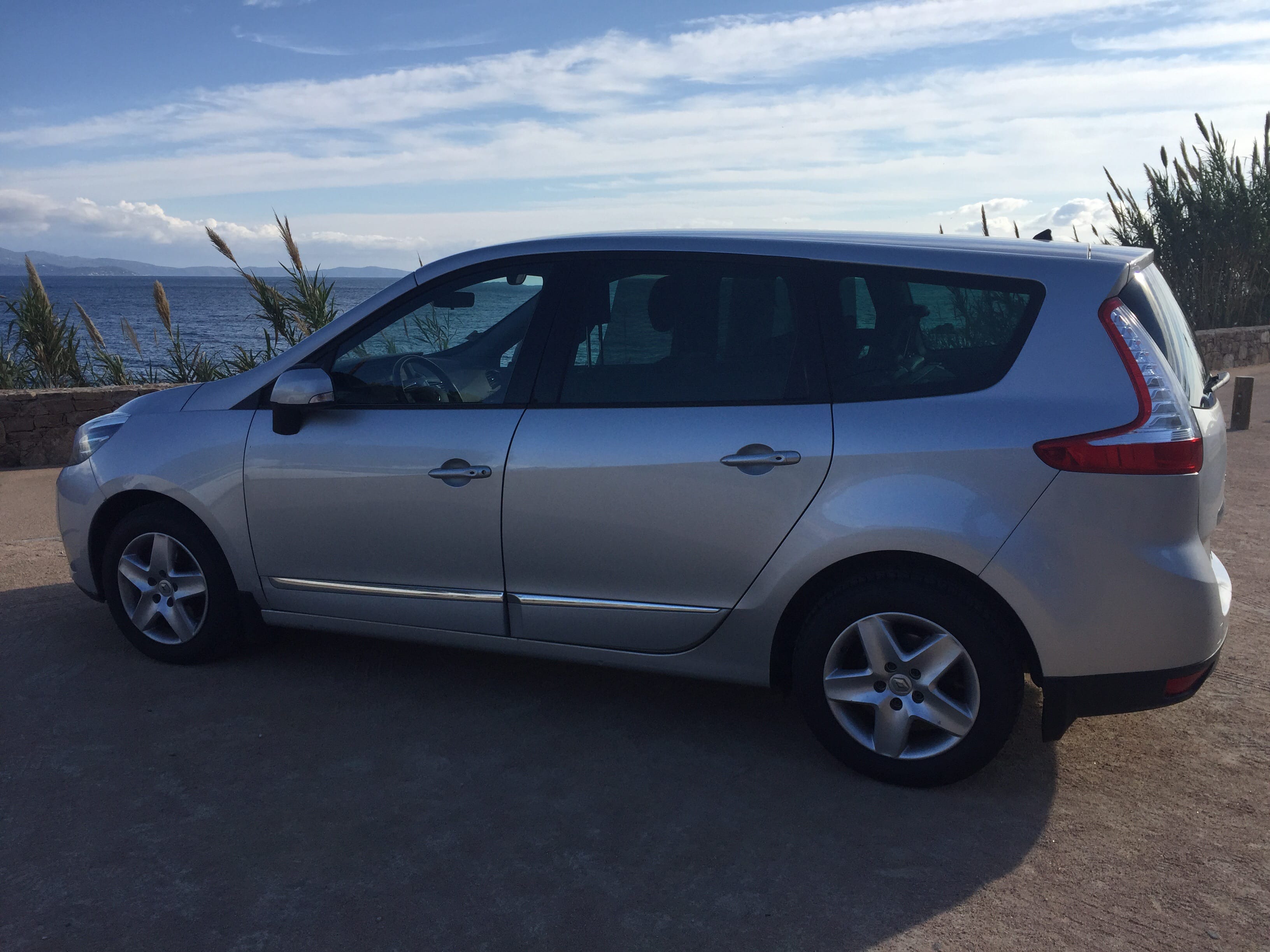 Renault Grand Scenic 1,5 DCI business, 2015, Diesel, automatique, 7 places