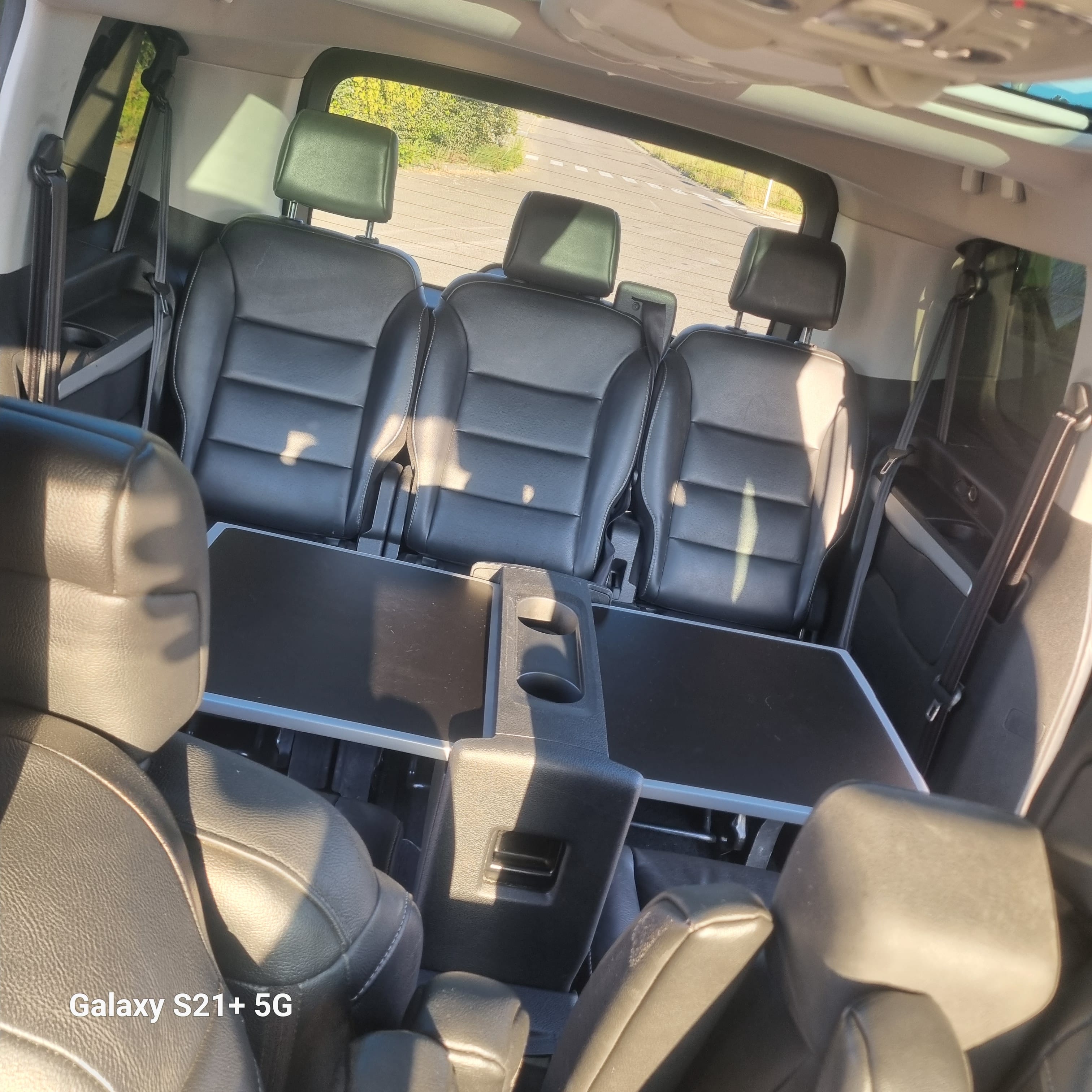 Peugeot Traveller Business 2litre hdi 180 avec Audio Bluetooth