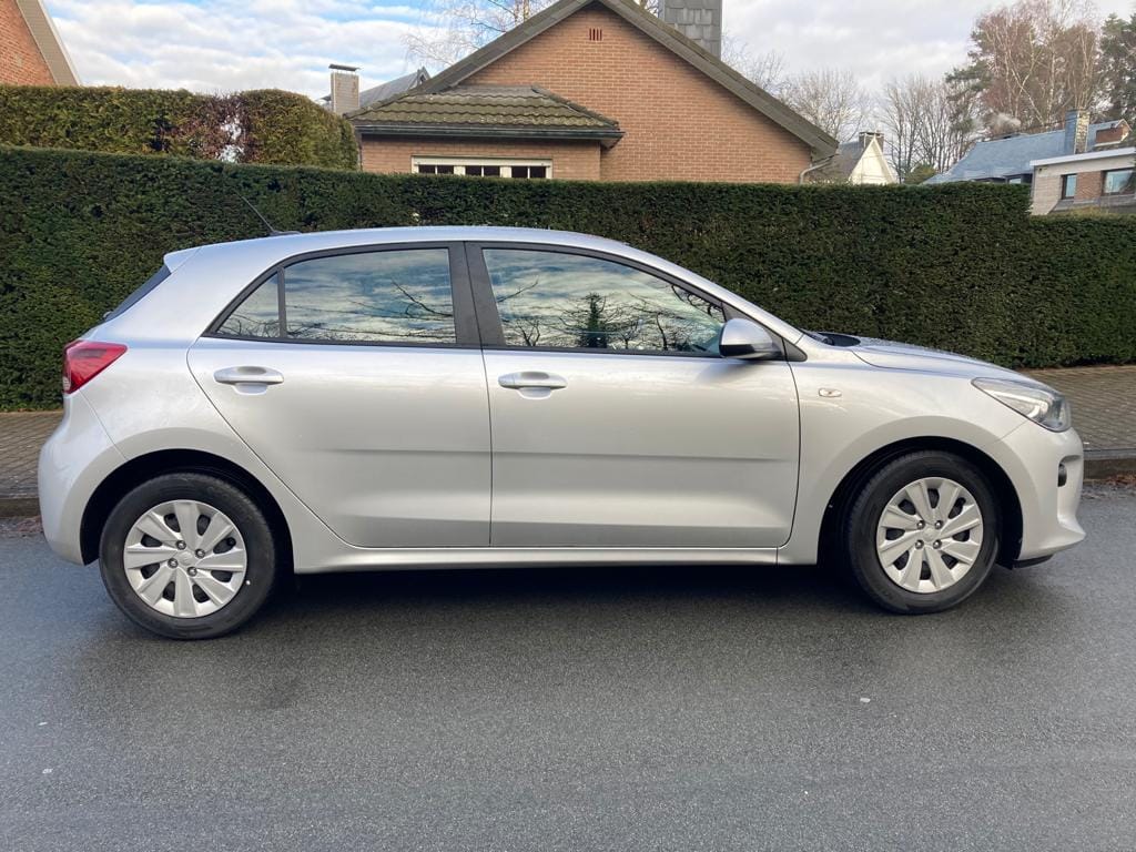 Kia Rio with Air conditioning